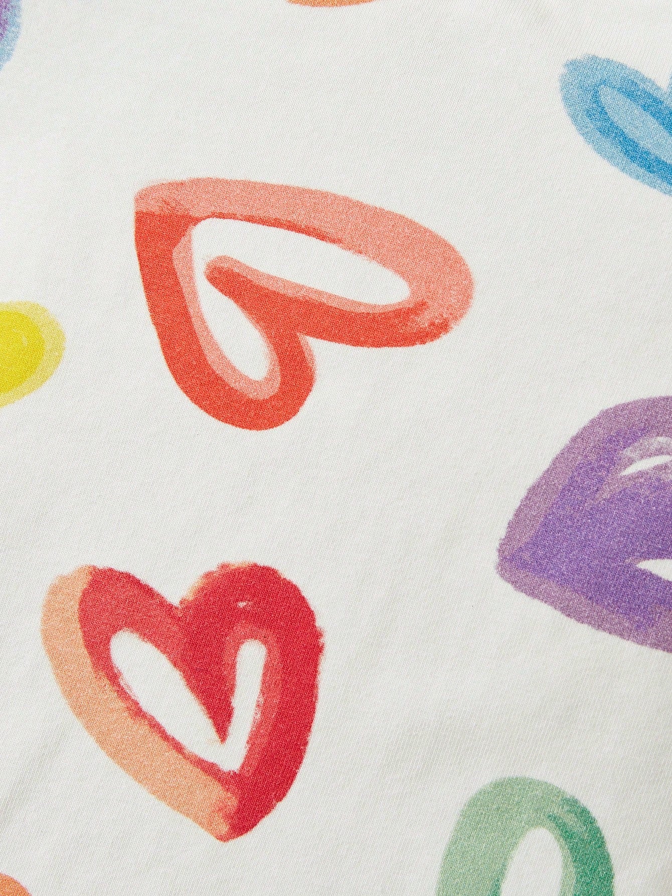 طقم ملابس منزلية بأكمام قصيرة ونمط قلب كاجوال للفتيات الصغيرات