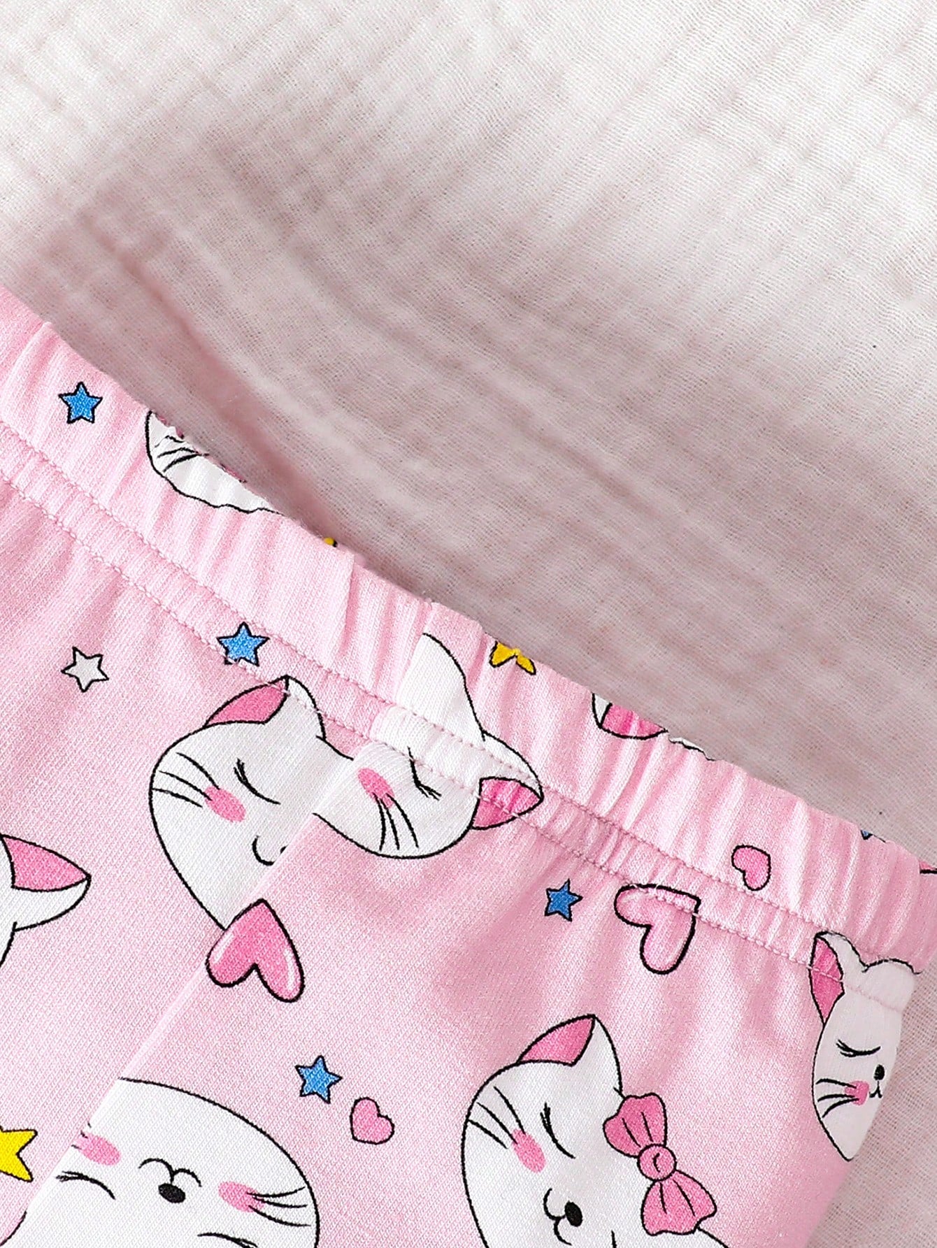 بيجامات للأطفال البنات