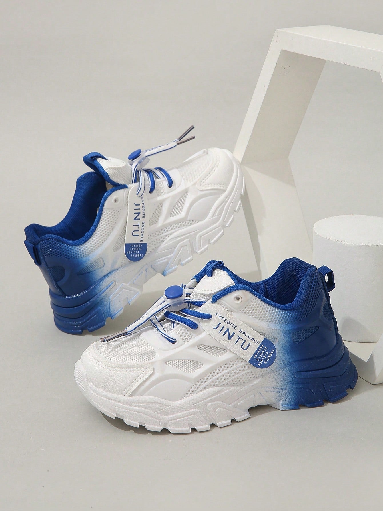 حذاء رياضي الموضة تنفس مانع للانزلاق خارجي الى اطفال