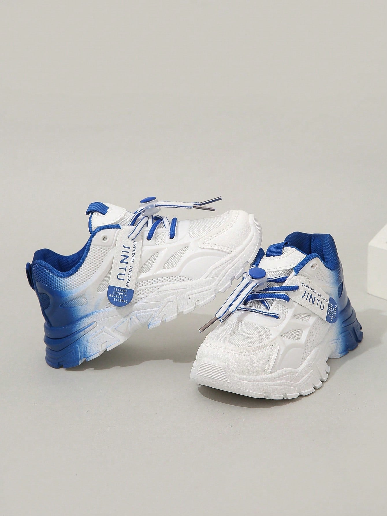 حذاء رياضي الموضة تنفس مانع للانزلاق خارجي الى اطفال