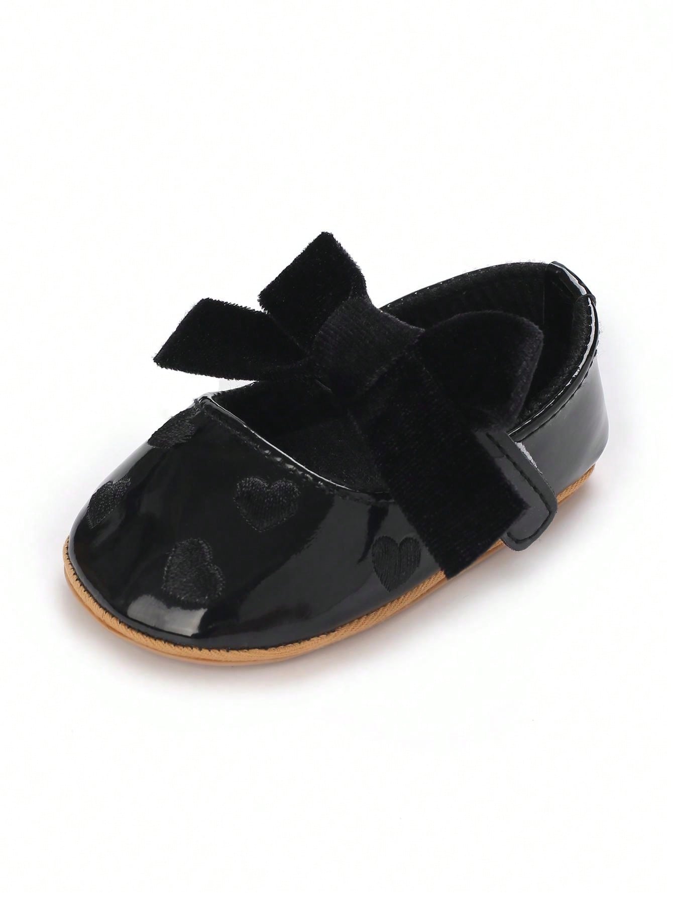 حذاء شبه مسطح للأميرات بعقدة فراشة