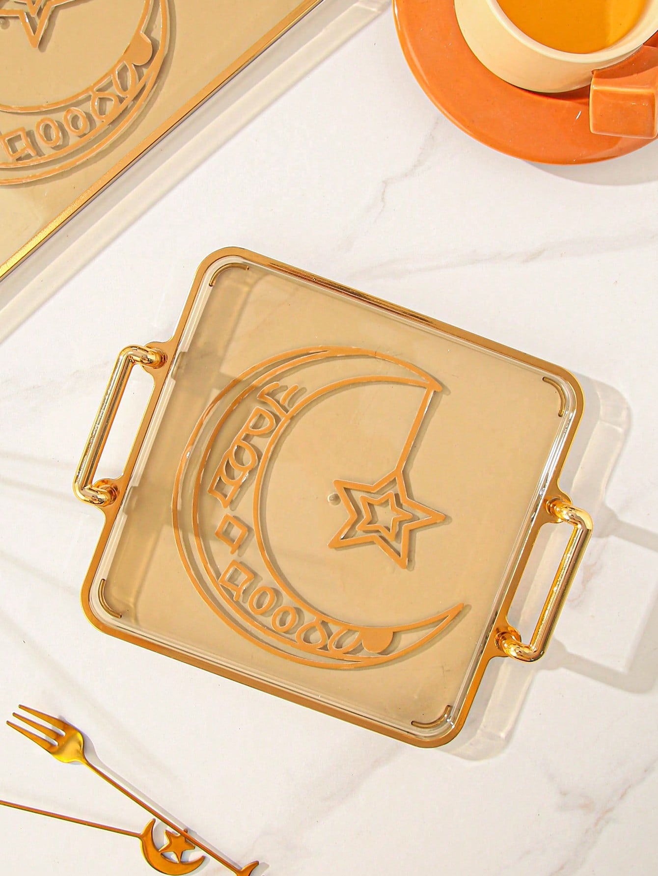 صينية طعام ذهبية اللون مبتكرة قطعة واحدة، صينية شاي أنيقة للاستخدام المنزلي