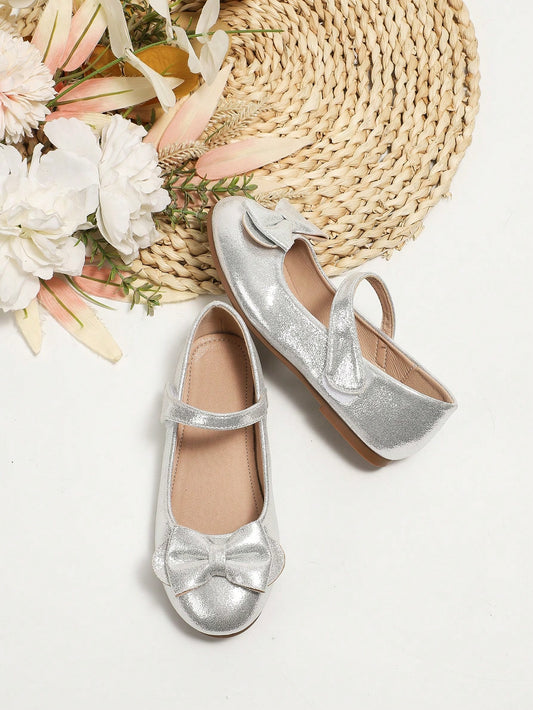 أحذية مسطحة للأطفال