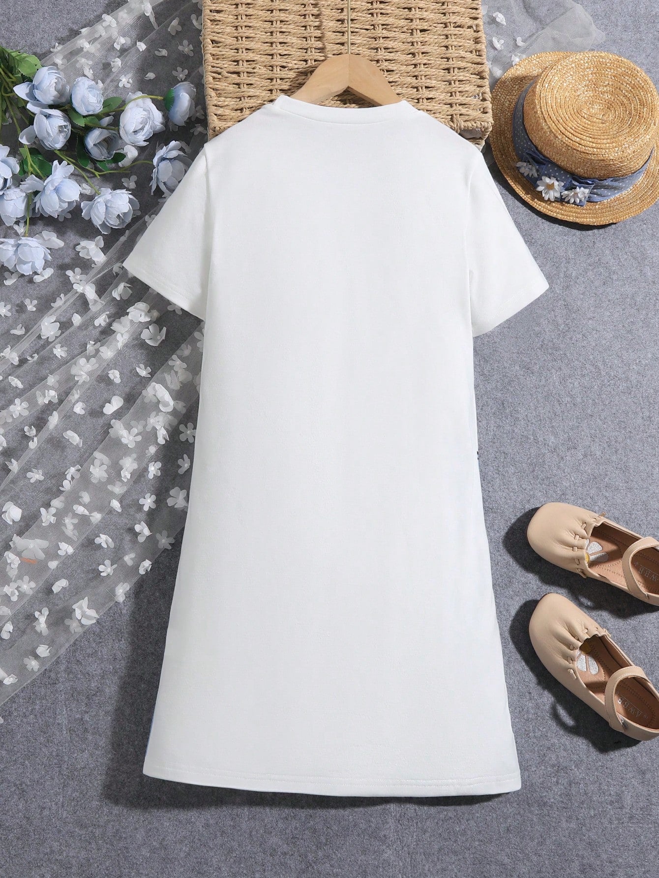 فساتين فتاة صغيرة