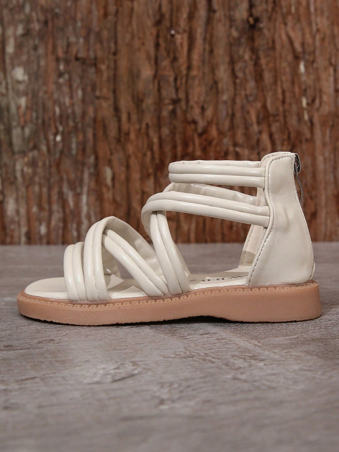 صنادل بناتية مسطحة عصرية للأطفال