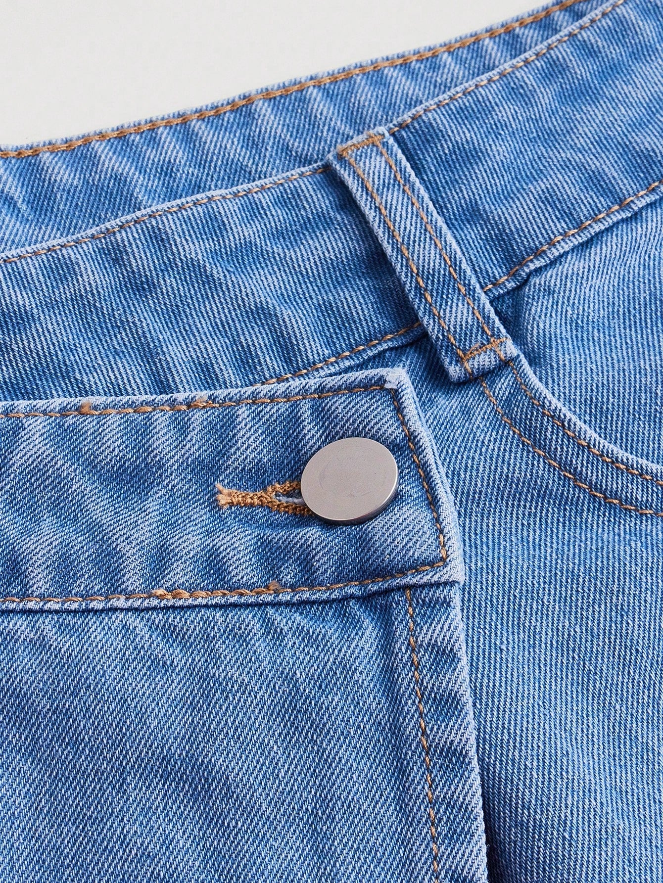 تنورة جينز نسائية