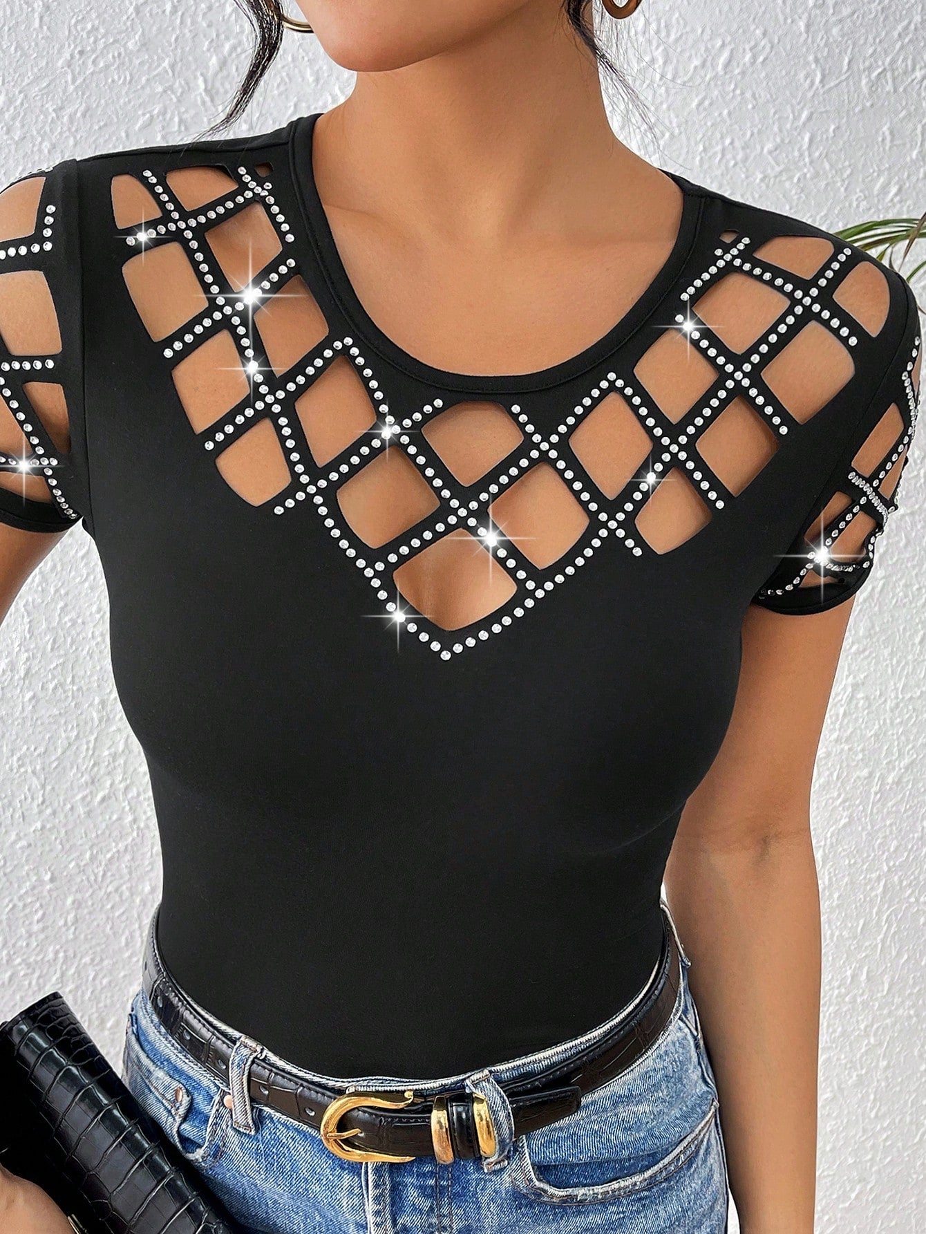 تي شيرت نسائية