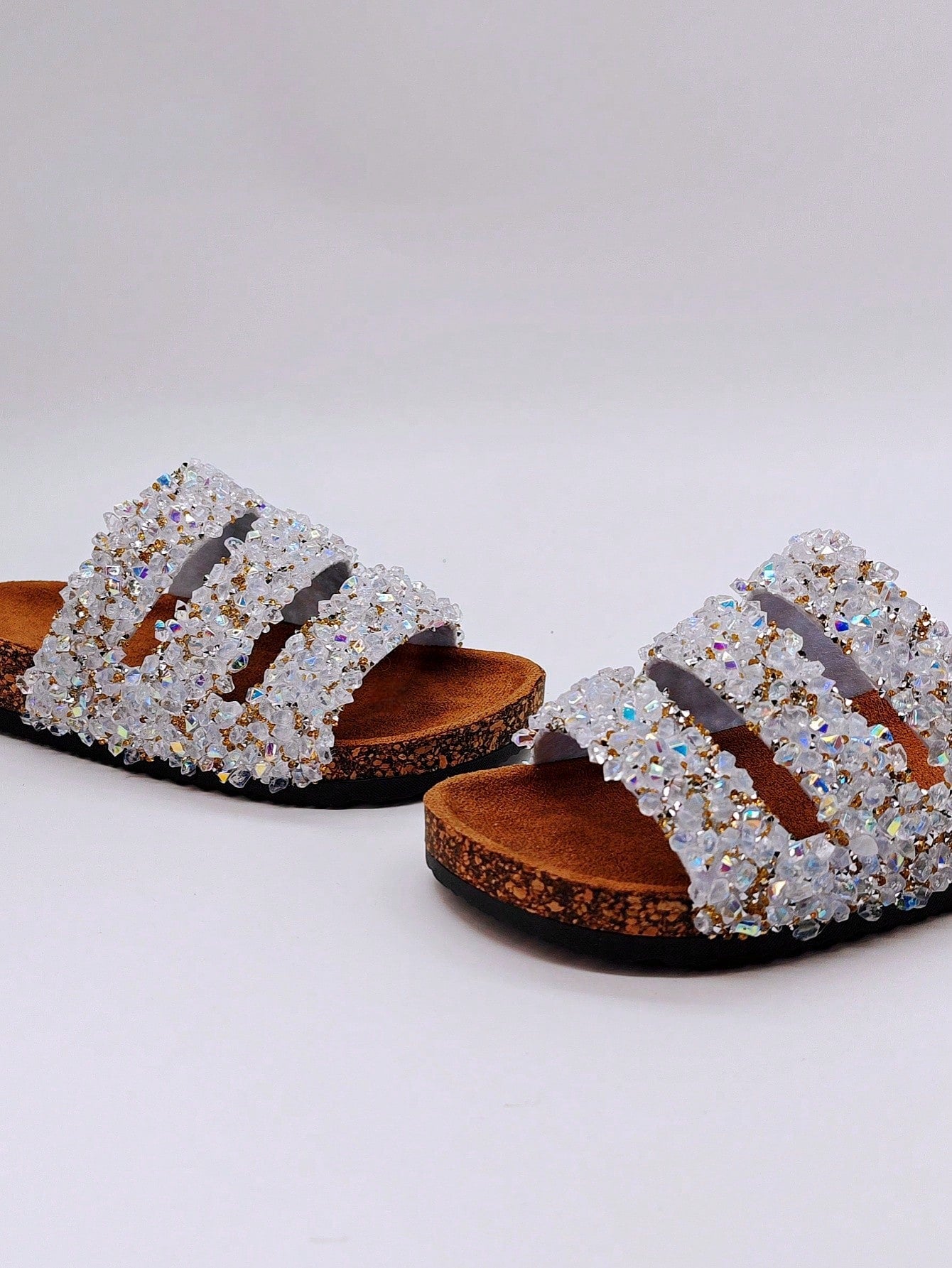 شباشب نسائية لامعة بالراين سوفت وود بنمط مقاوم للماء للاستخدام على الشاطئ وفي الأماكن المريحة والمفتوحة وفي العطلات، صنادل مسطحة