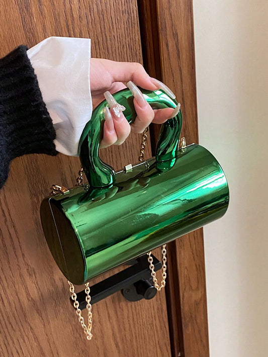 حقيبة يد مصنوعة من الأكريليك المعدني الكاذب فضية صغيرة، حقيبة كروس بودي جريئة وعصرية