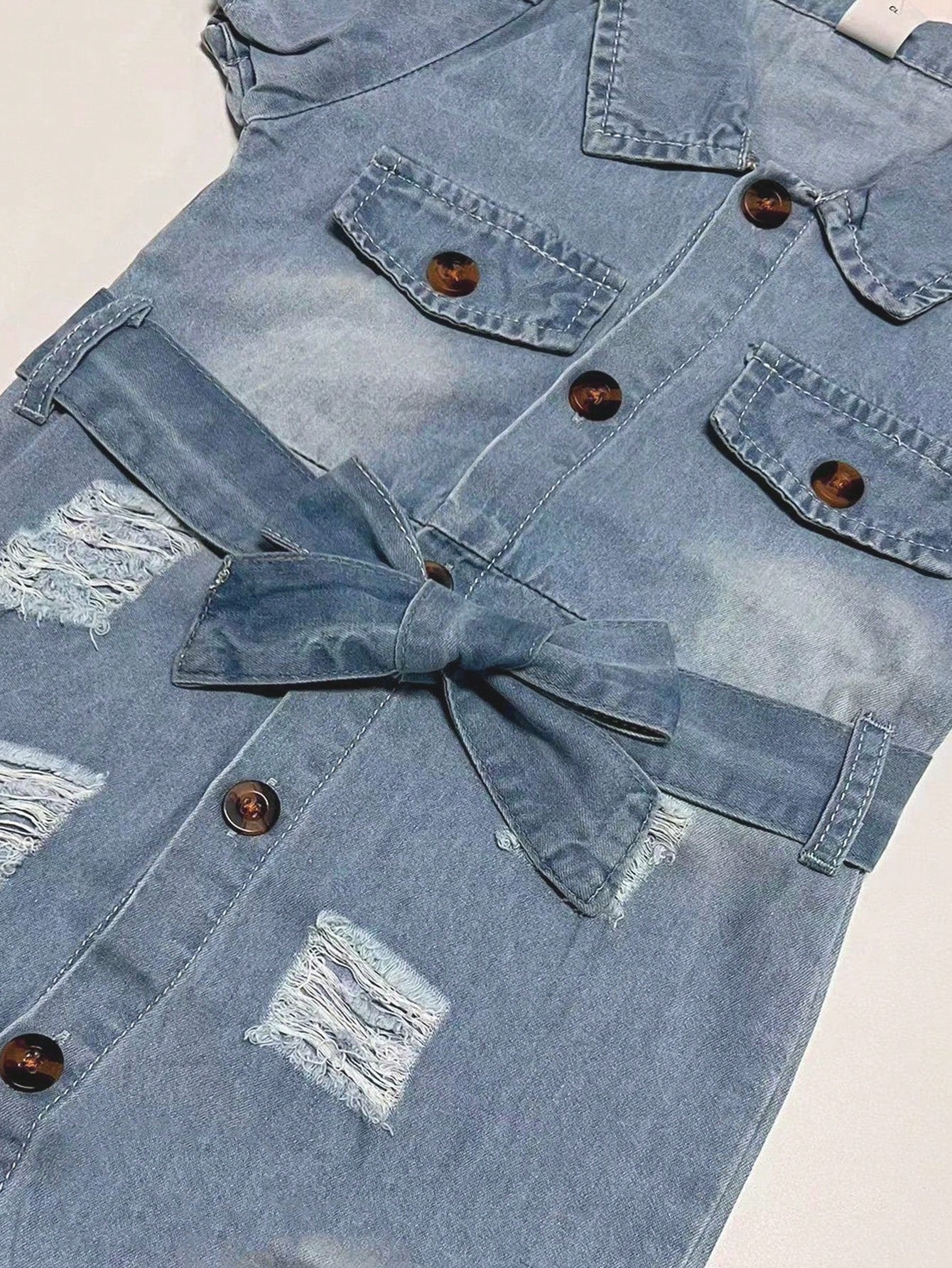 بدلة جينز بلون الازرق