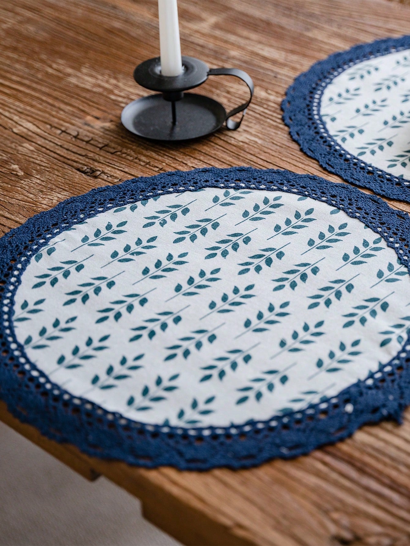 حصائر ووسادات