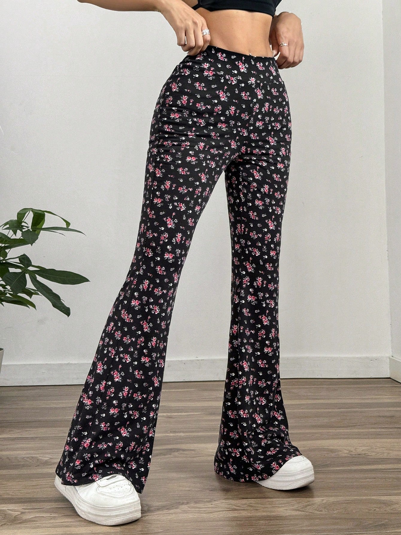 بنطال نسائي مزهر متدفق مُحبك لربيع وخريف