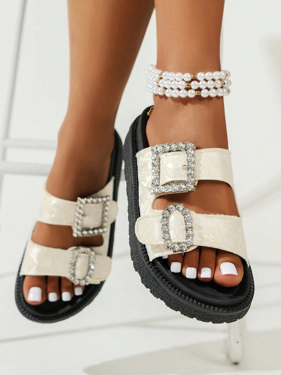 صنادل مسطحة