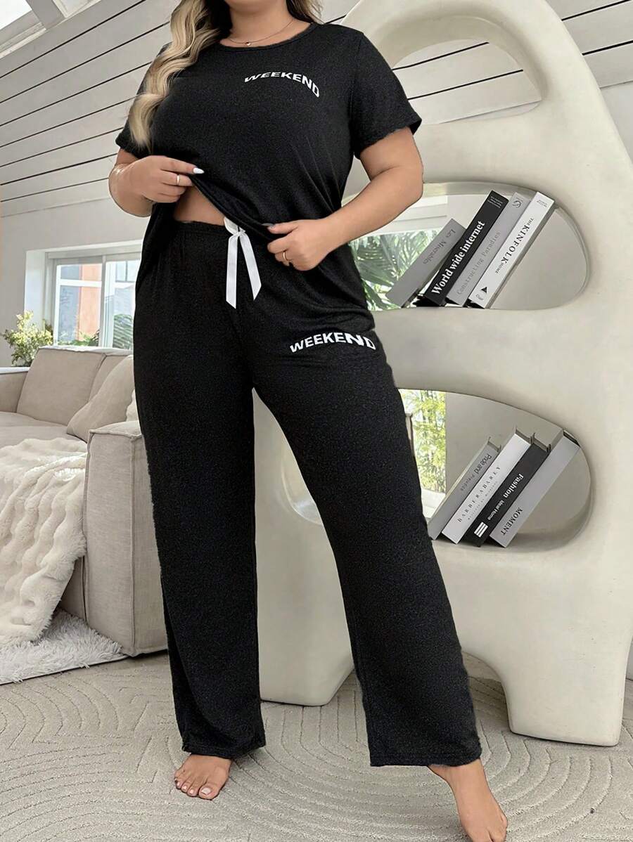 طقم بيجامة مقاس كبير