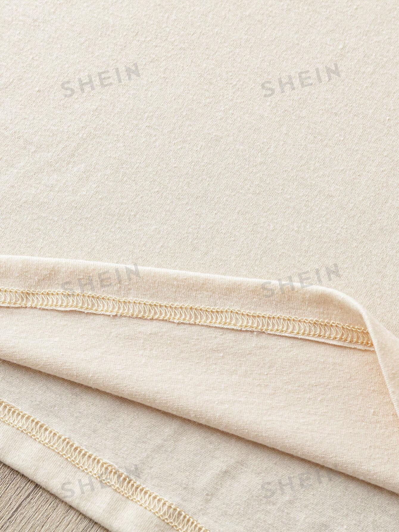 فستان نسائي برقبة دائرية و أكمام قصيرة واسعة القَصَّة بنمط دوار الشمس، مناسب للاستخدام الصيفي لتحافظي على جمالك