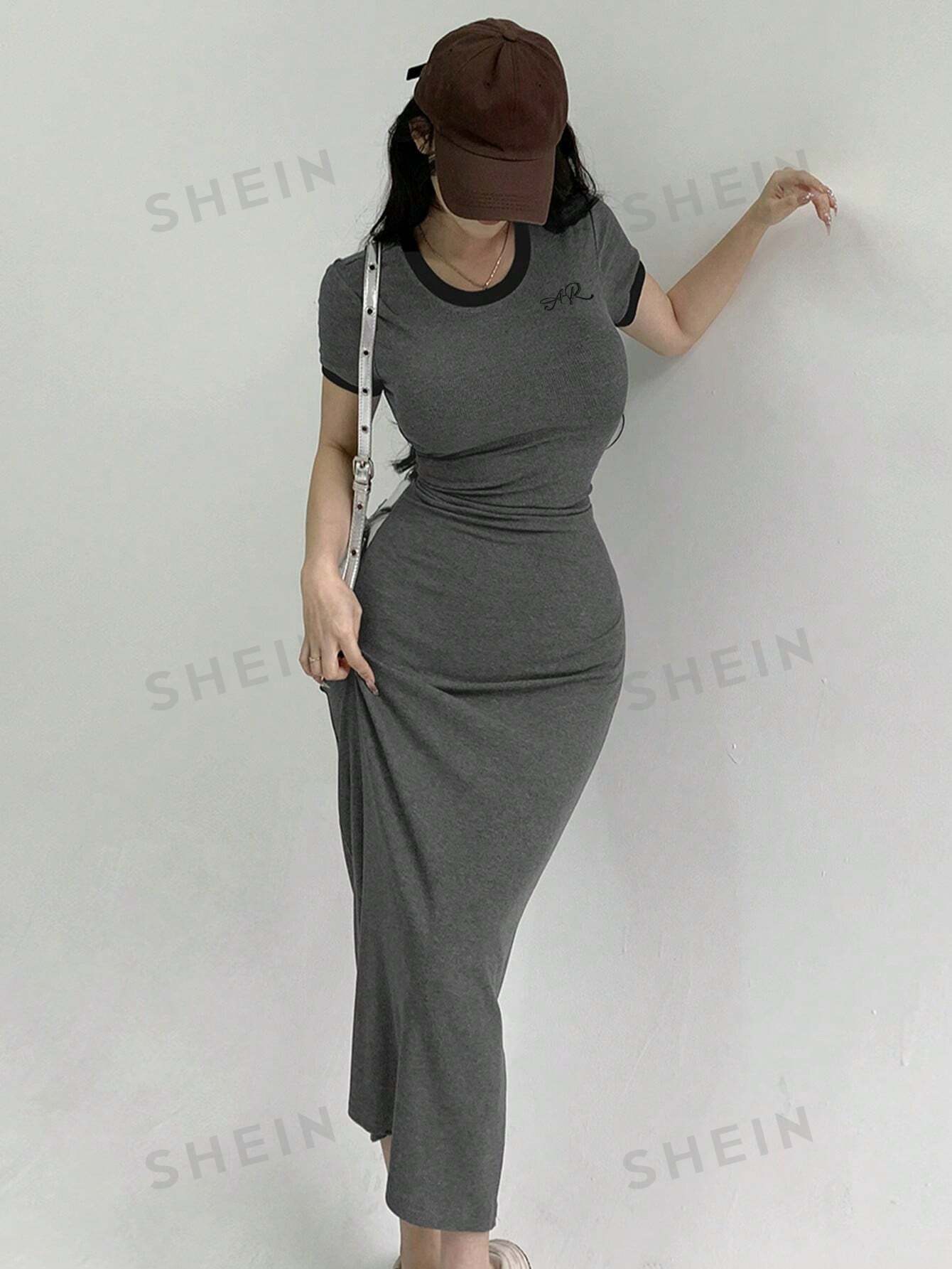 فساتين نسائية