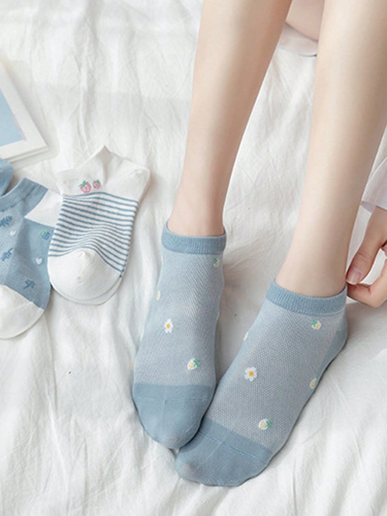 جوارب نسائية