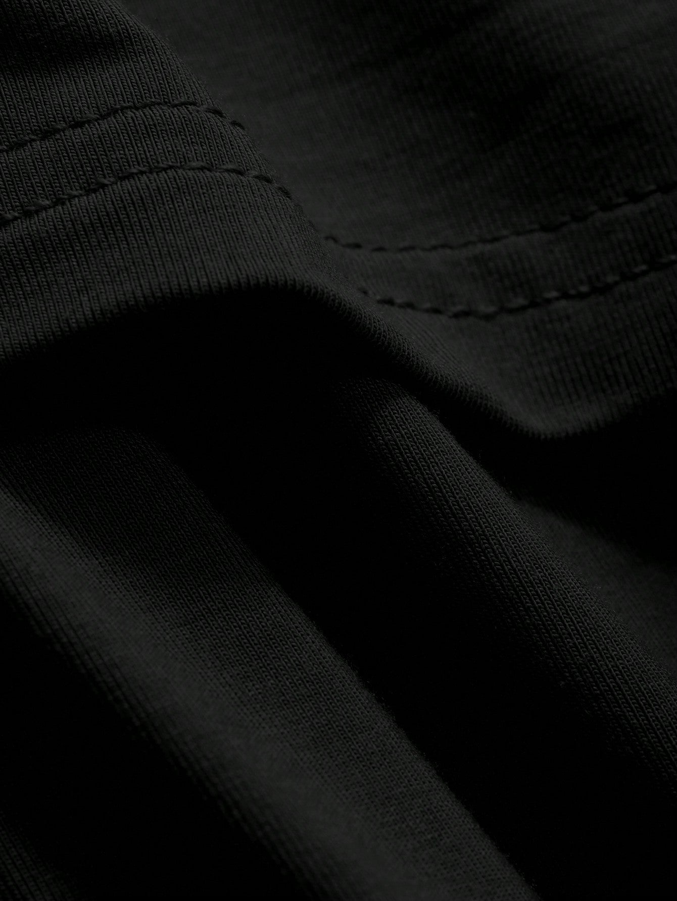 أطقم منزلية نسائية