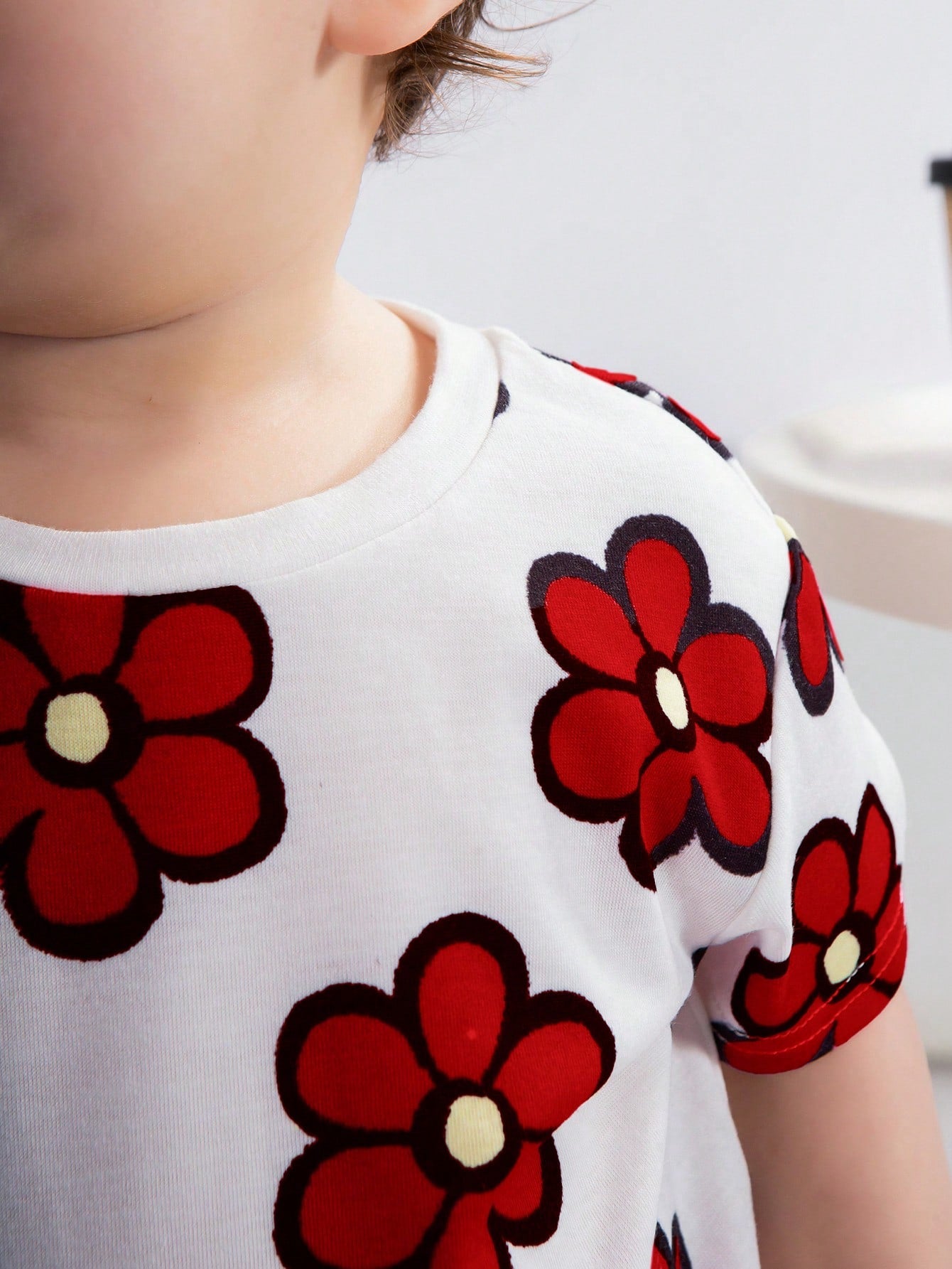 أطقم للأطفال البنات