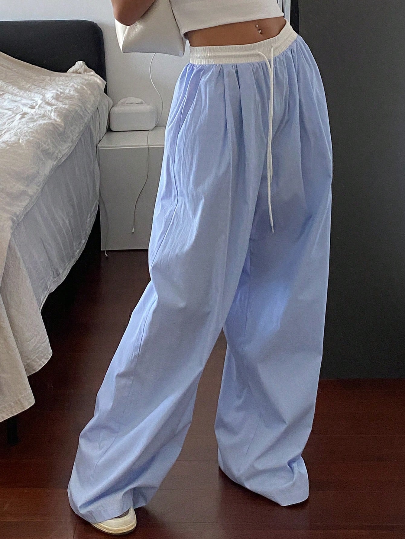 سروال واسع برباط وخصر مطاطي لون متباين للنساء