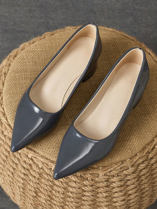 أحذية بكعب عالي نسائية