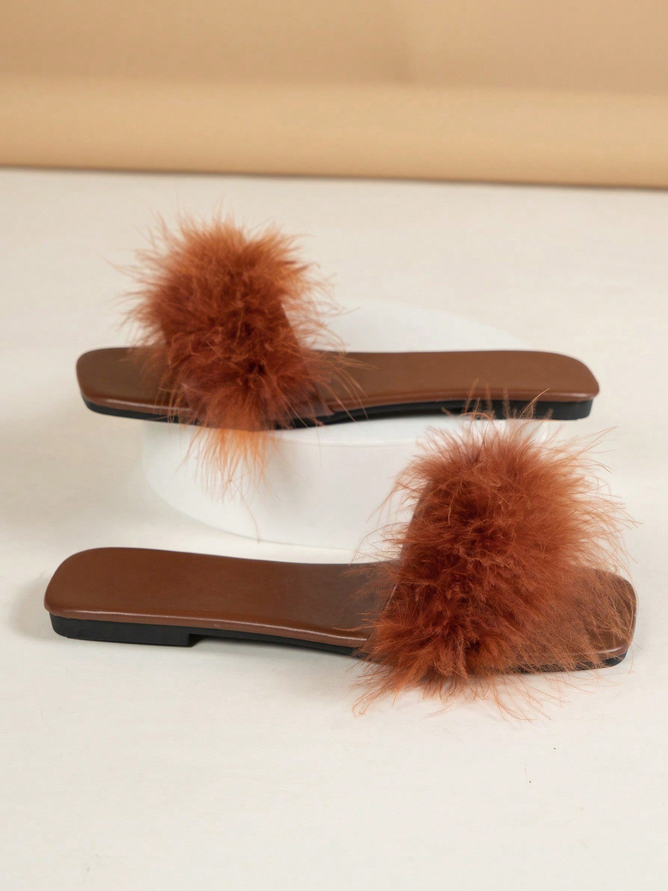 صنادل مسطحة نسائية