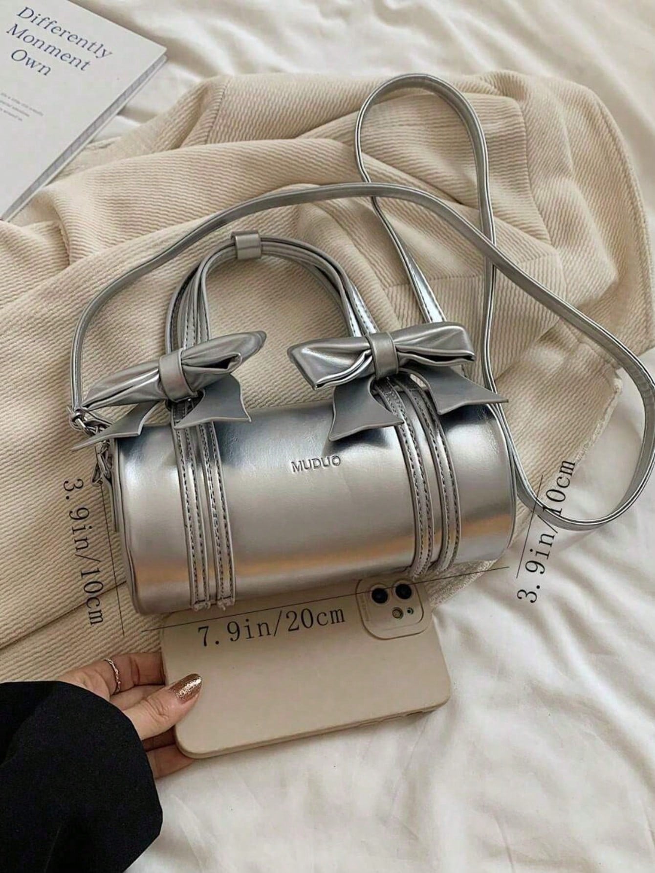 حقائب نسائية بمقبض علوي