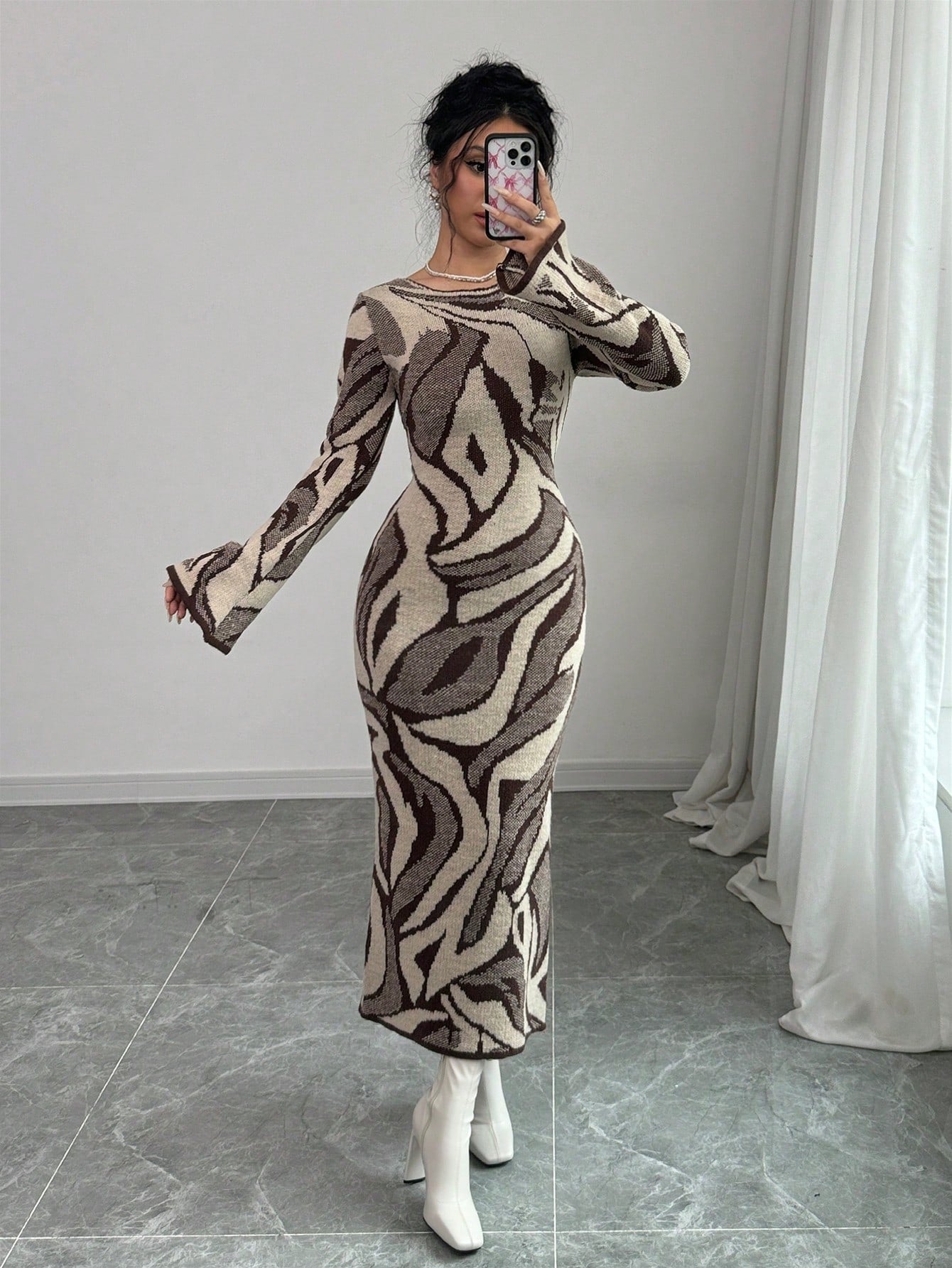 فستان بتنورة مفلطحة مع أكمام مطبوعة ملائم للنساء، خريف وشتاء