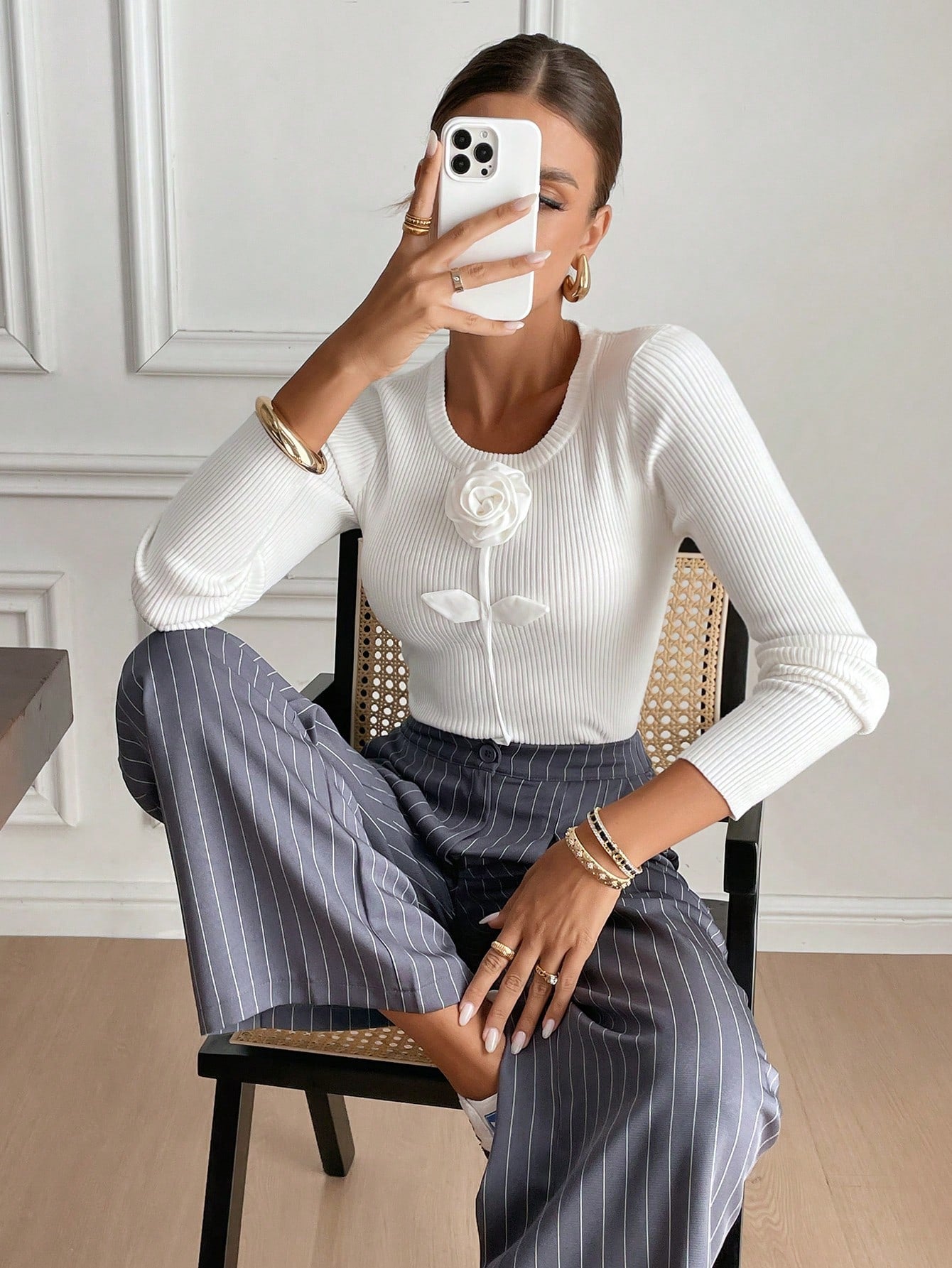 كنزة صوفية كاجوال مضبوطة مزخرفة بزهور ثلاثية الأبعاد للنساء، الربيع/الخريف