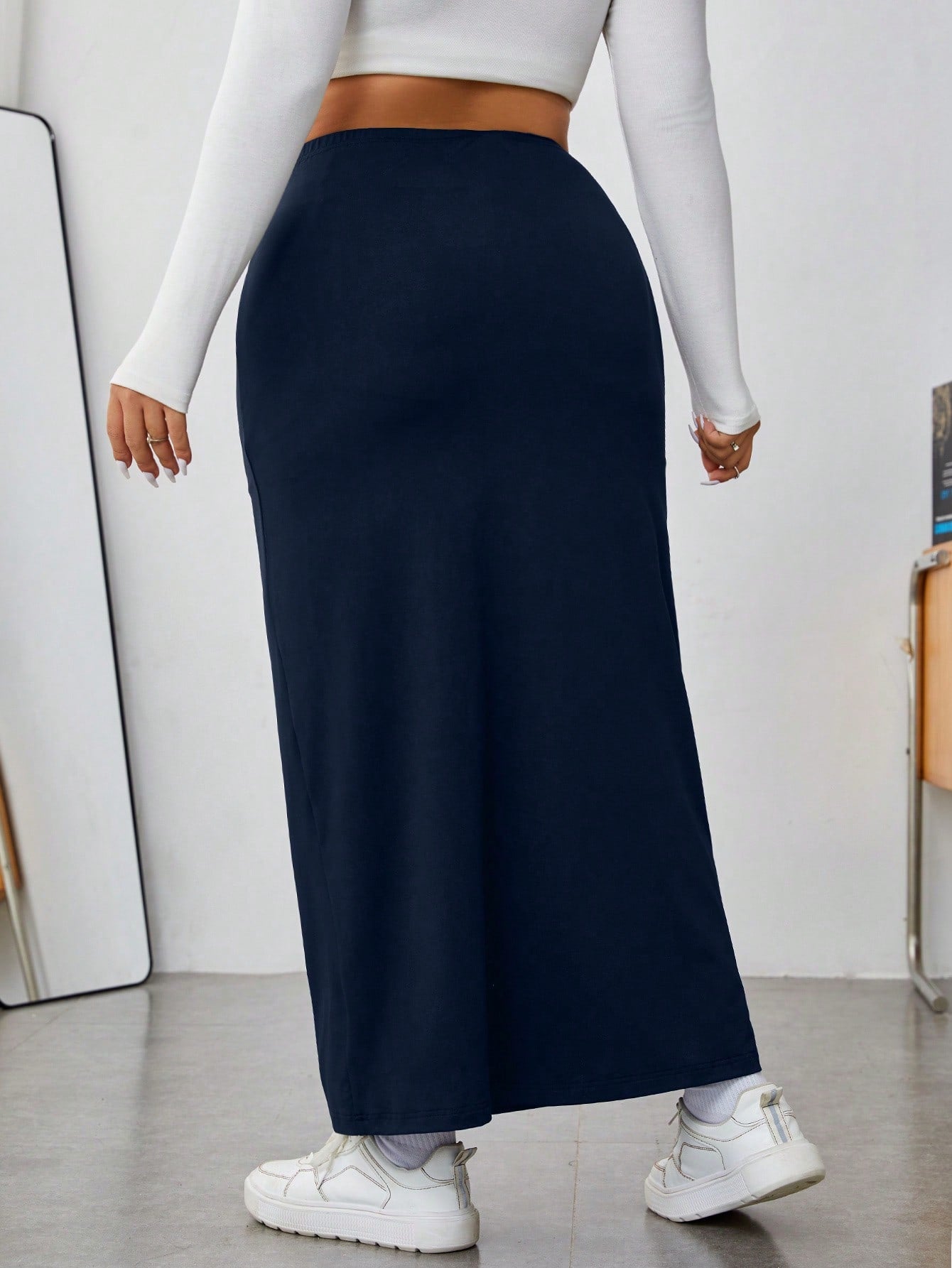 تنورة مضفرة سوداء مقاسات كبيرة