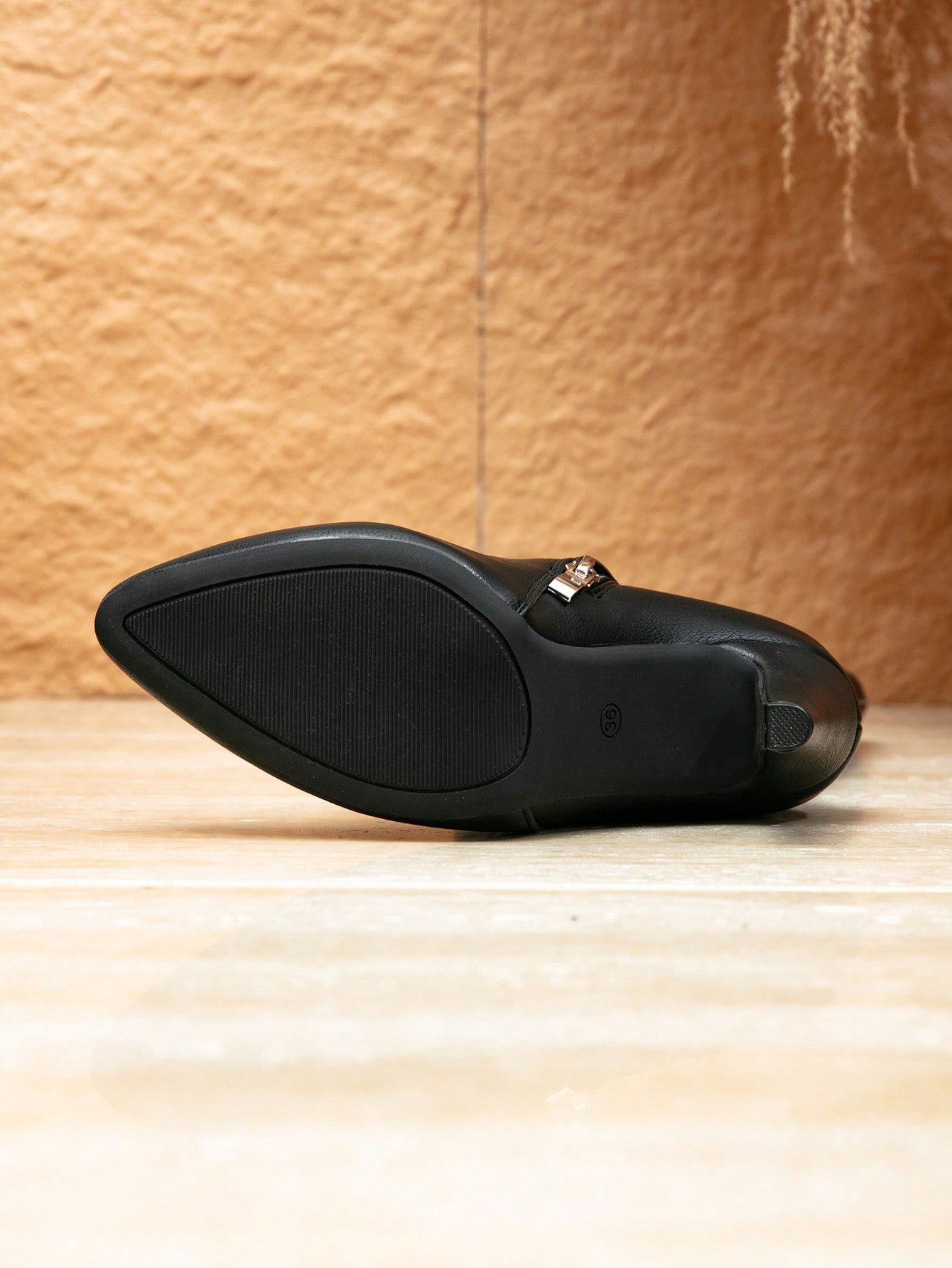 نساء موضة اصبع القدم مدبب كعب سميك بوت فوق الركبة مع سحاب جانبي مناسب ومطابق، ألوان الخريف والشتاء، طراز أوروبي وأمريكي، يتناسب مع السراويل