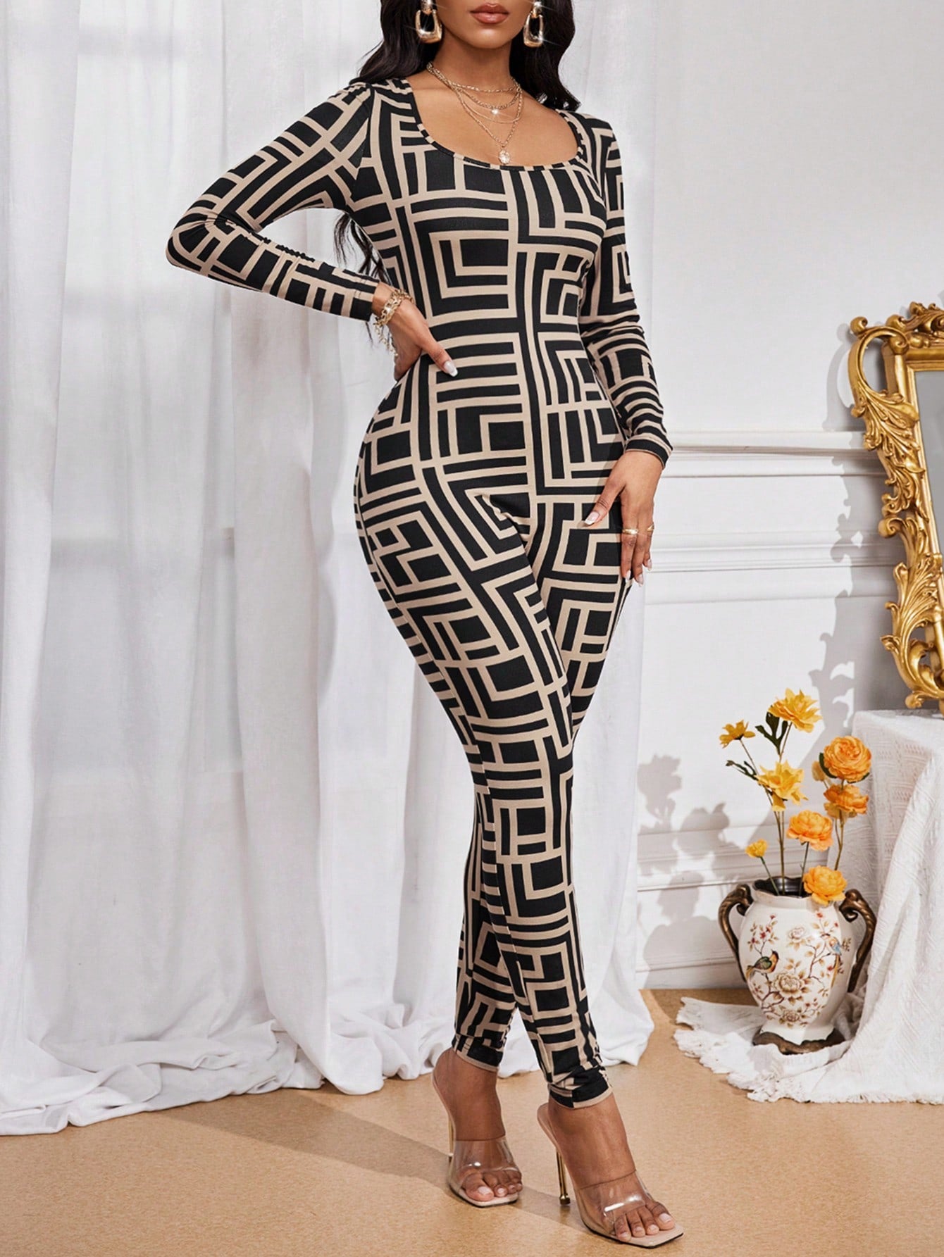 جمبسوت طويلة الأكمام بطباعة هندسية للنساء أربعة مواسم