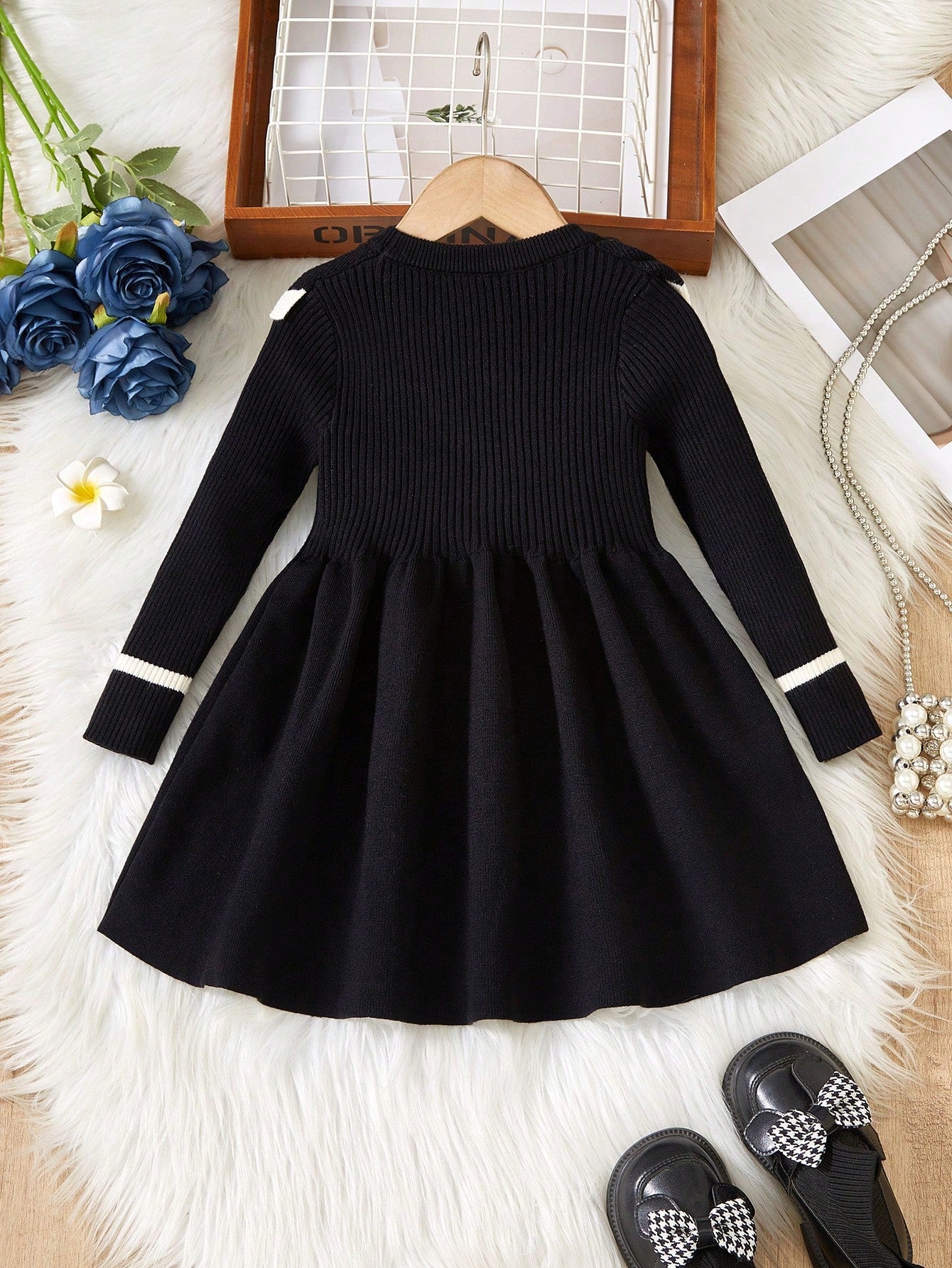 فستان كنزة صوفية مافوكة طويلة الأكمام مزين باللؤلؤ أنيقة للبنات الصغيرات، مناسب للكاجوال، الخارج، السفر، العطلة، المنزل، دار الحضانة، وقت اللعب، المدرسة، الحفلات