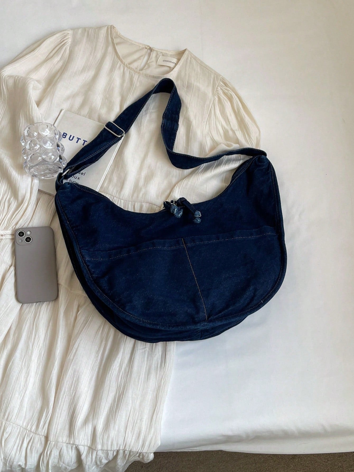 حقيبة كروس من الدنيم بلون سادة للنساء، حقيبة كتف بسيطة