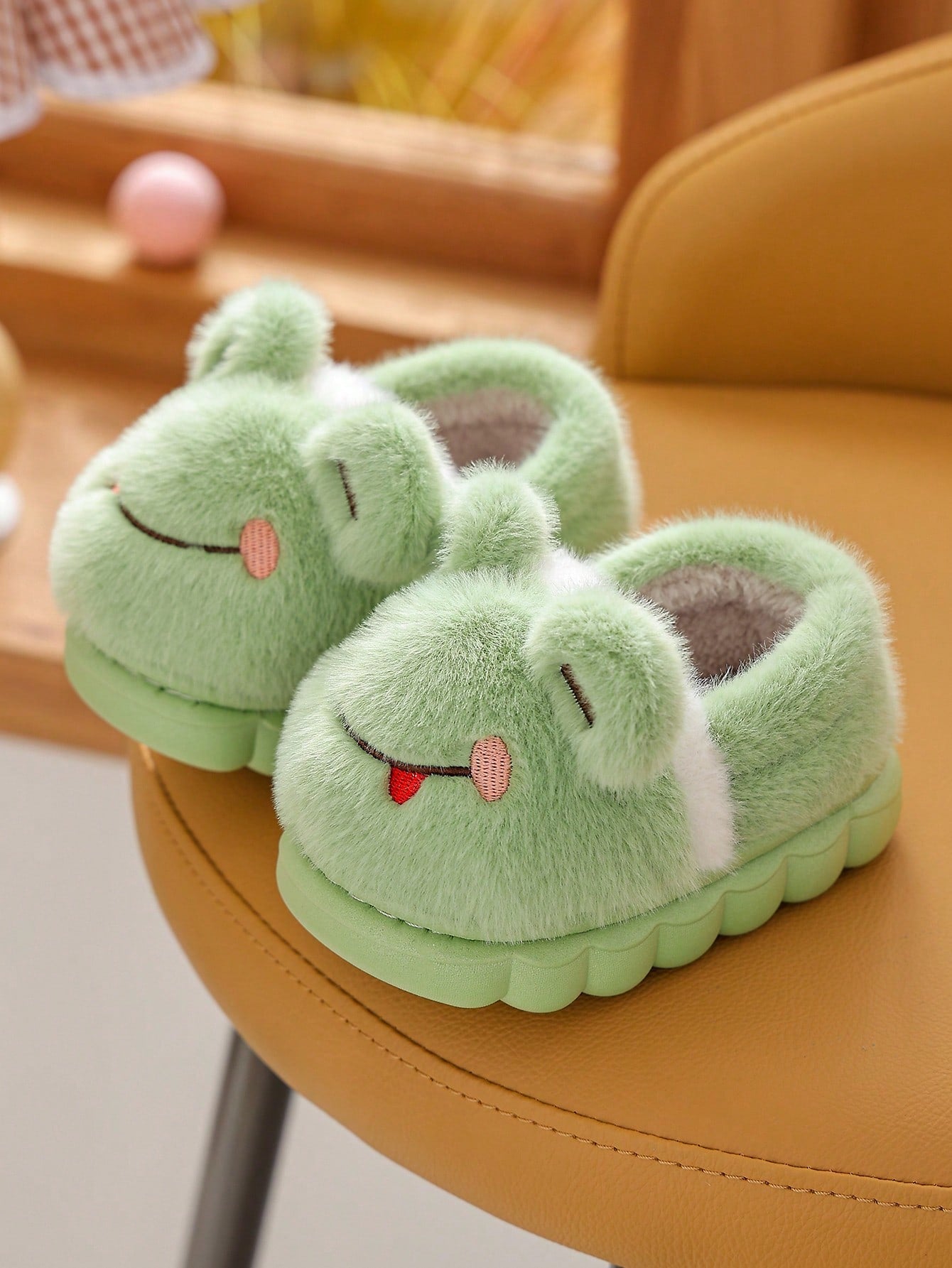 زوج من الكراميل المطاطية الضفدع