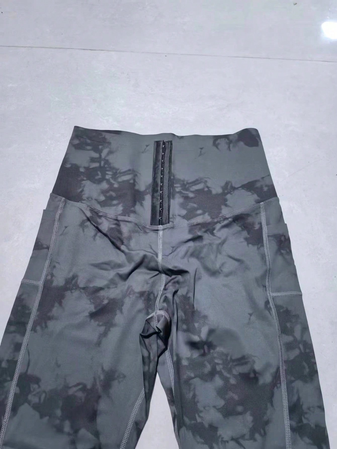 سراويل اليوغا عالية الخصر المرأة