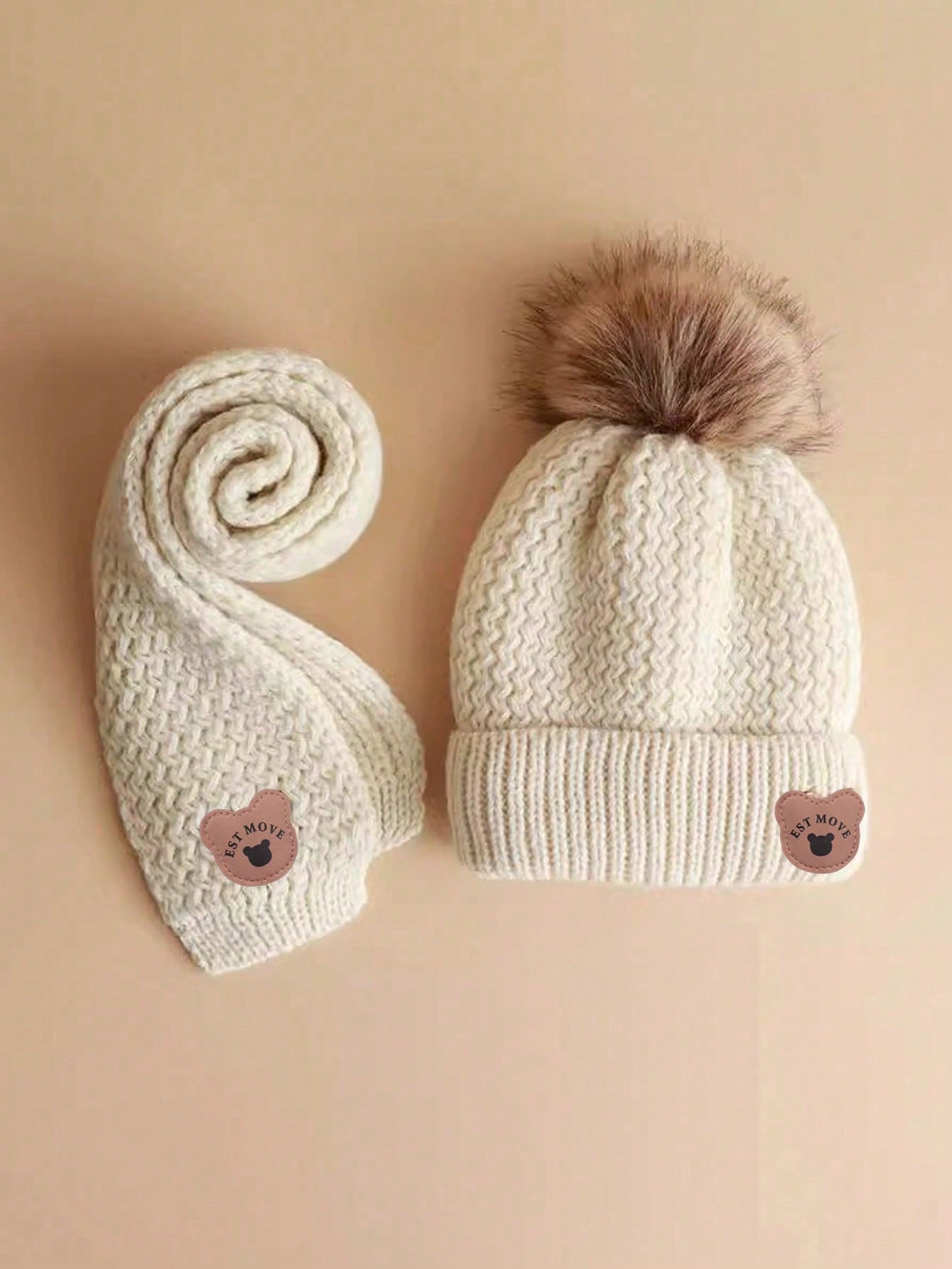 طقم 3قطع من القبعة والوشاح والقفازات للأطفال 2 قطعة