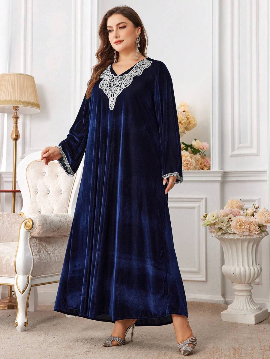 ملابس عربية بمقاسات كبيرة