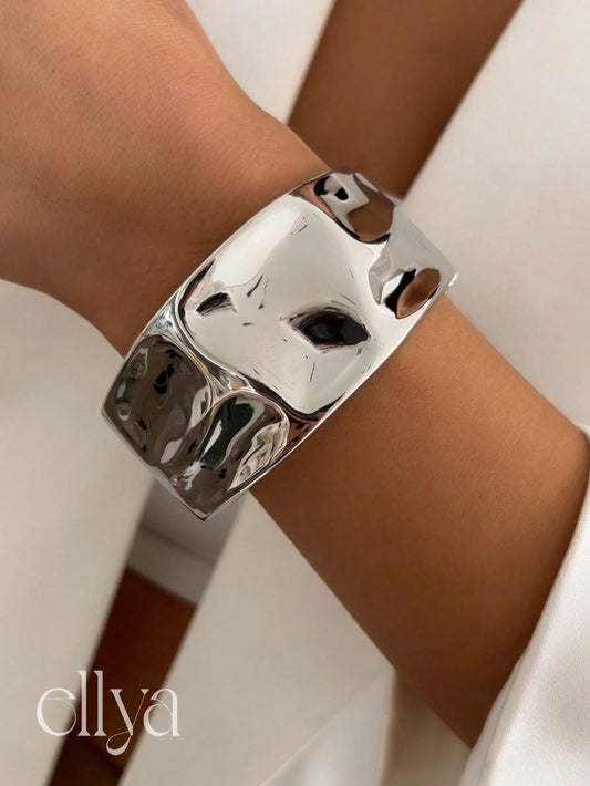 أسوار نسائية