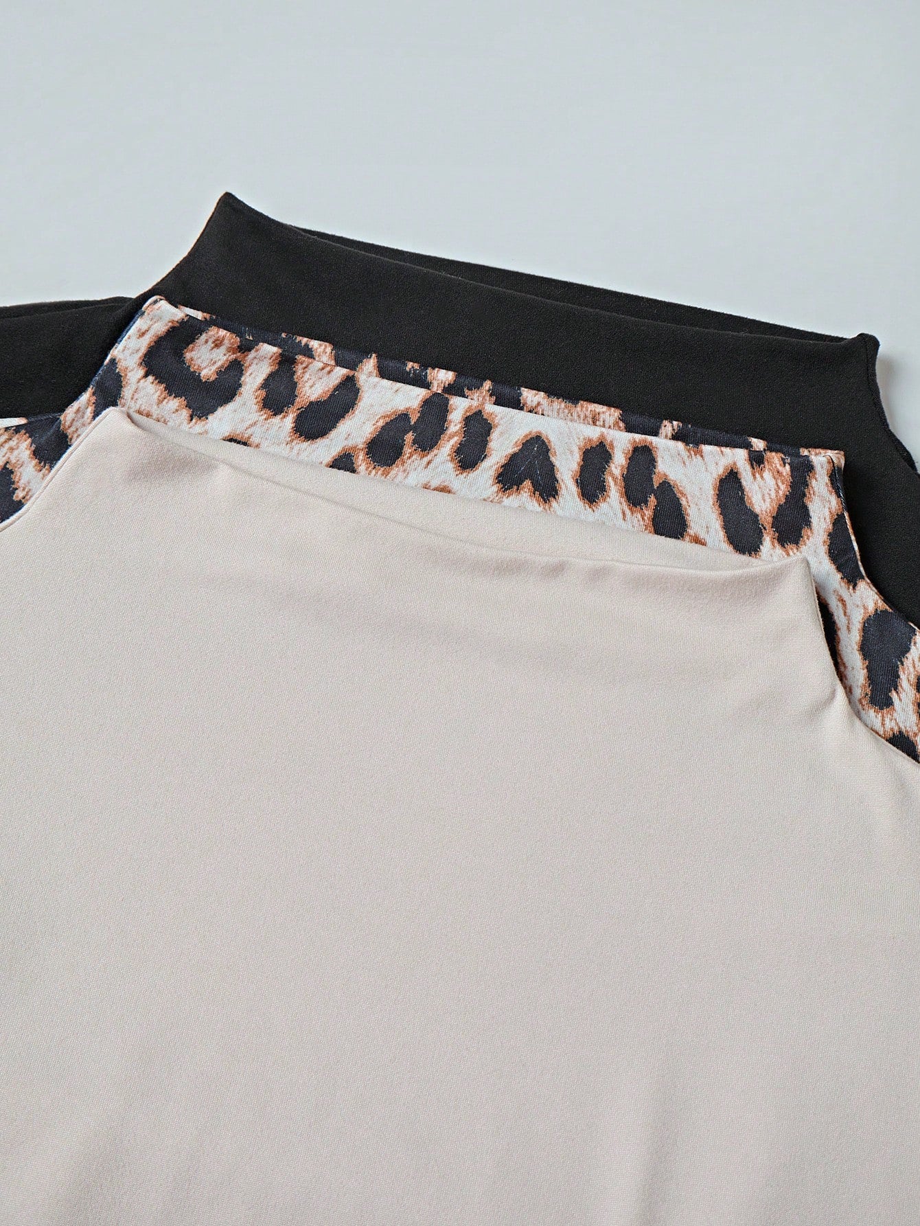 ملابس علوية ملابس علوية رياضية أنيقة بلا أكمام ذات رقبة عالية