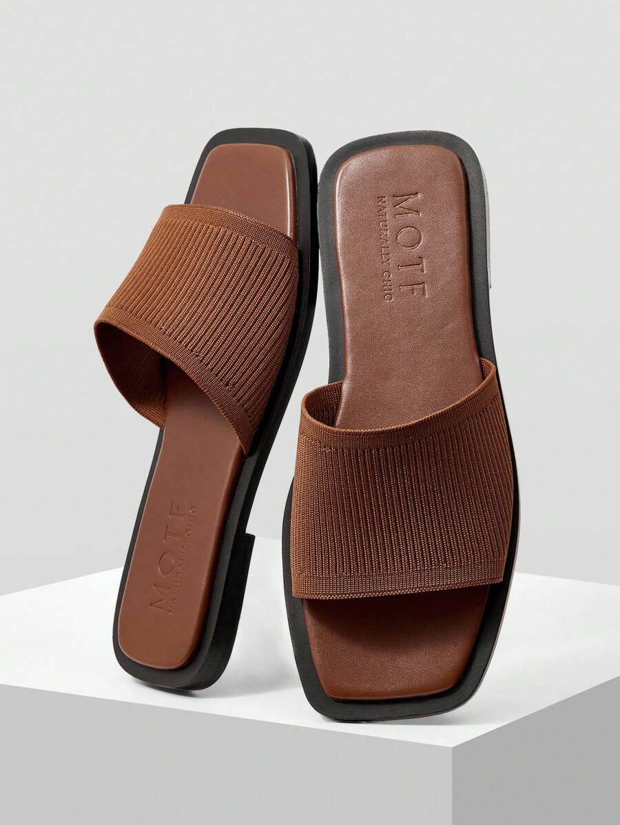 صنادل نسائية