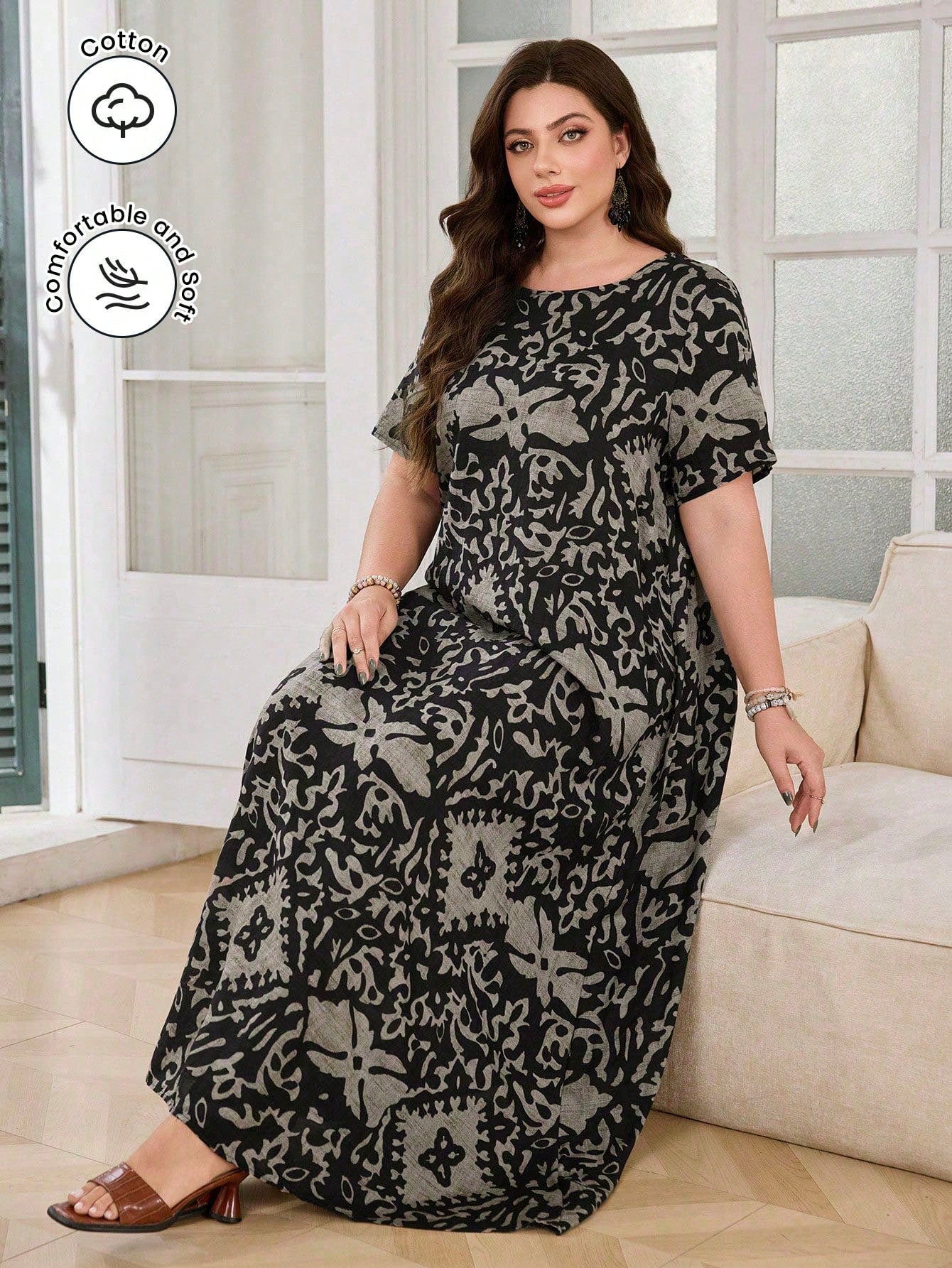 فستان نسائي