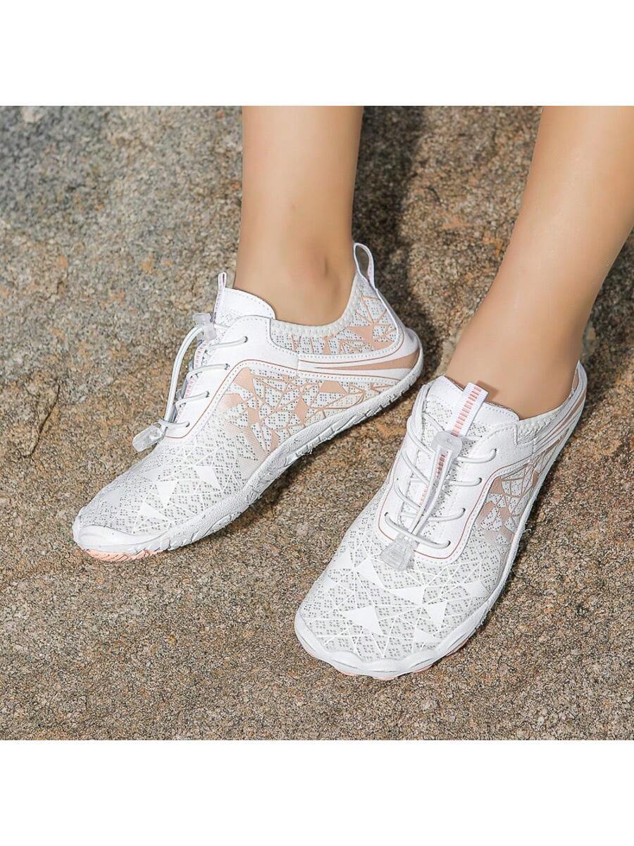 أحذية نسائية رياضية