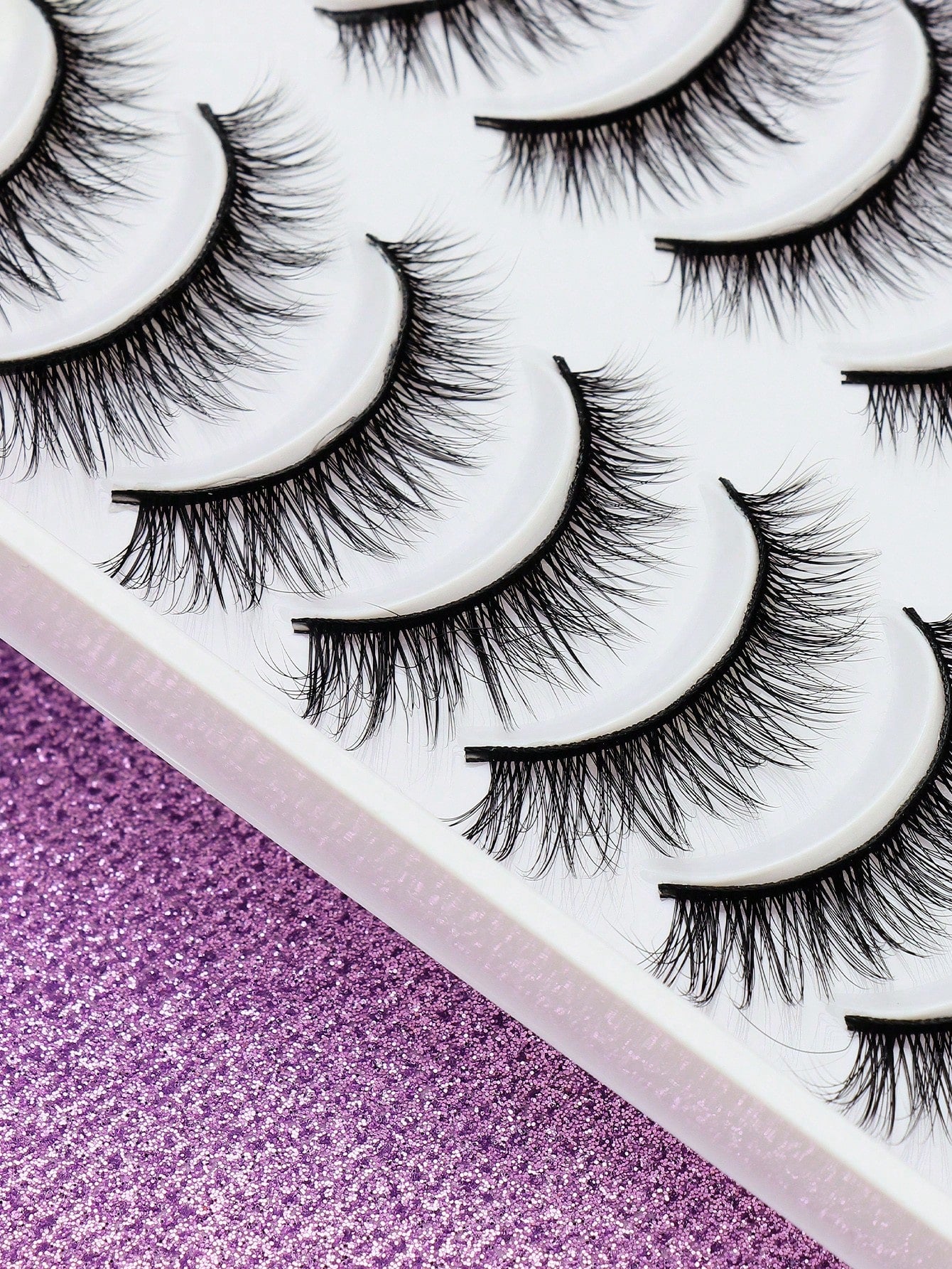 الرموش الاصطناعية