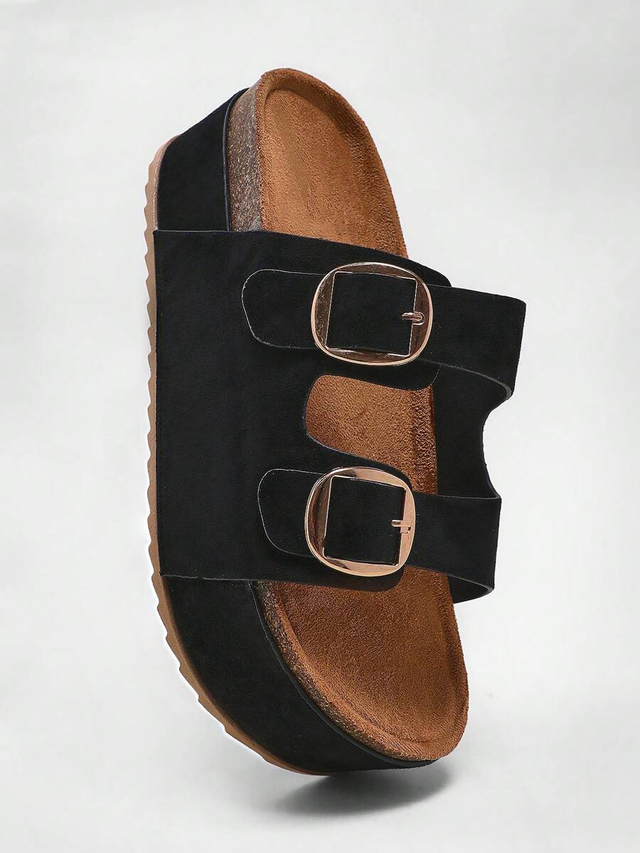 صنادل نسائية