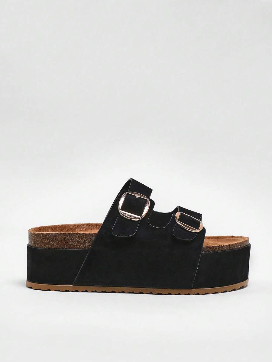 صنادل نسائية