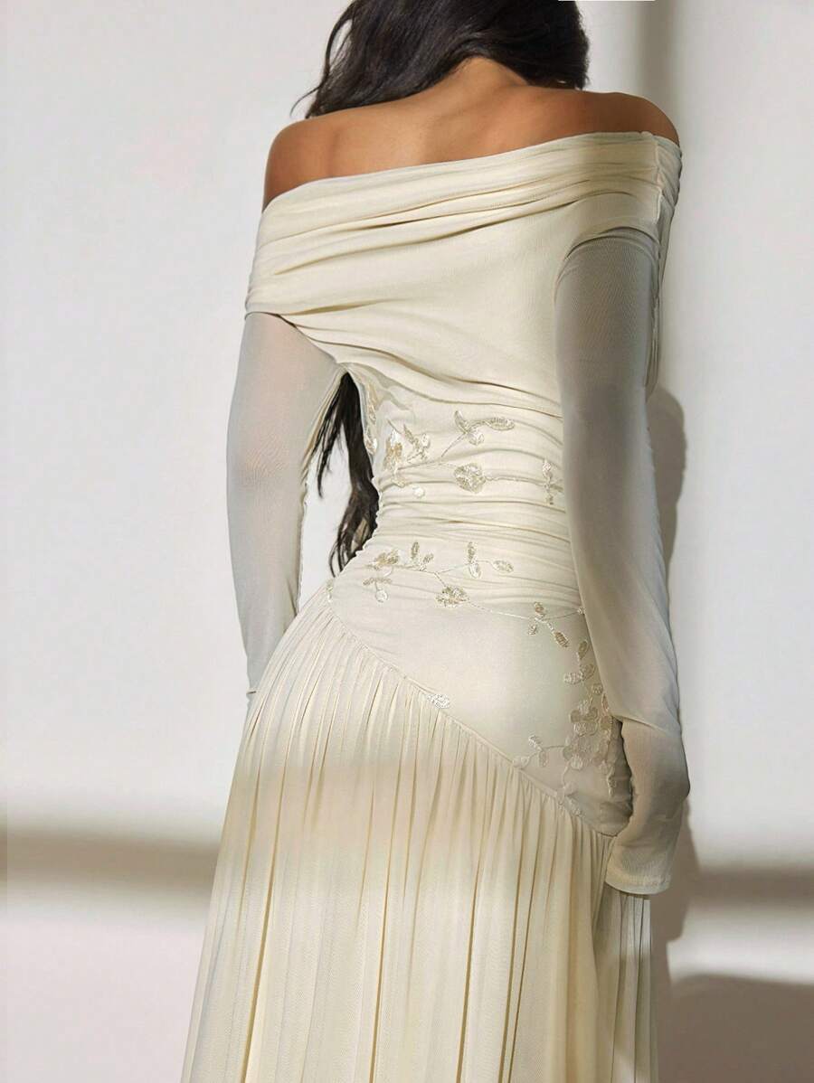 فساتين نسائية