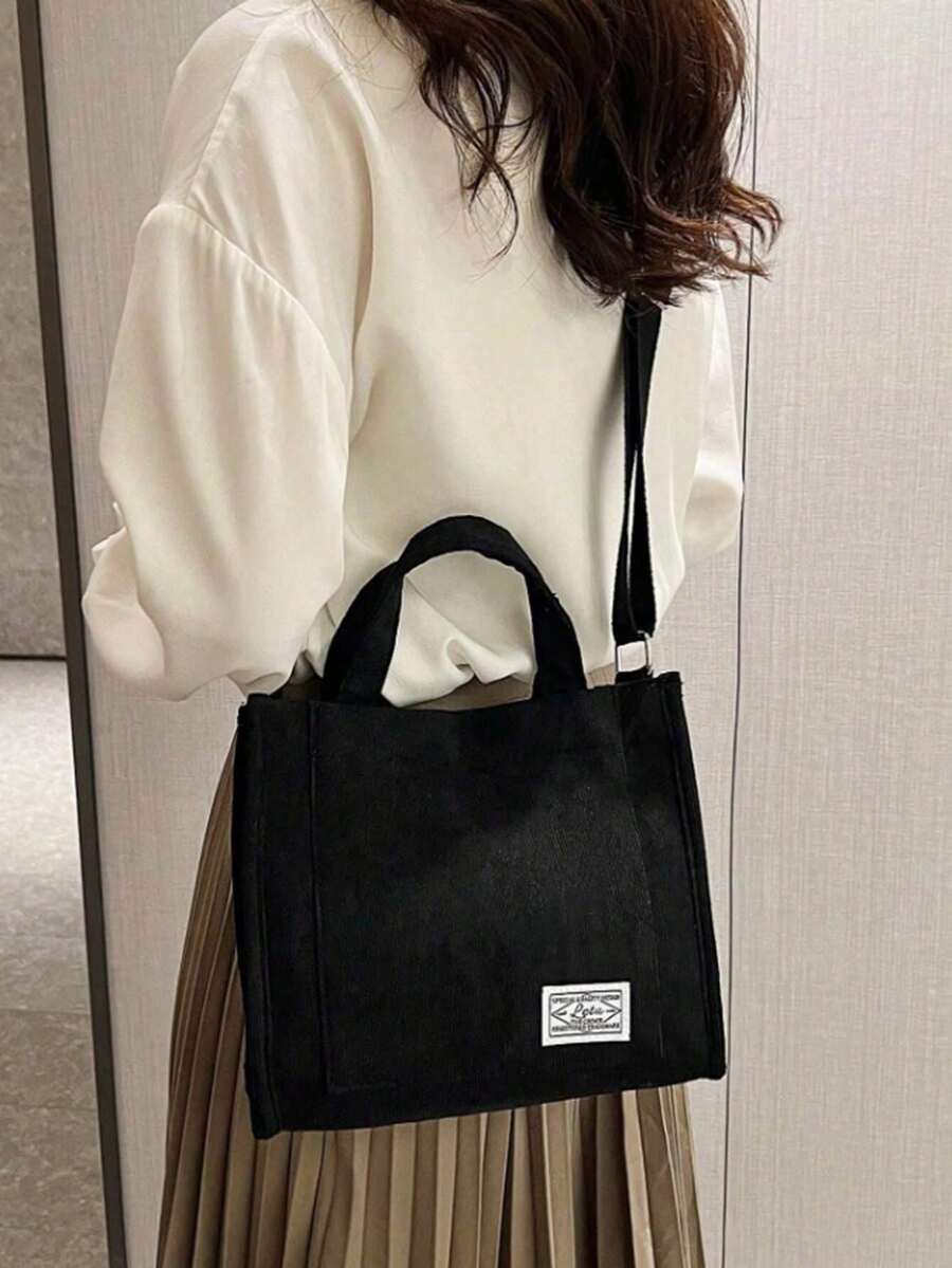 حقيبة يد نسائية