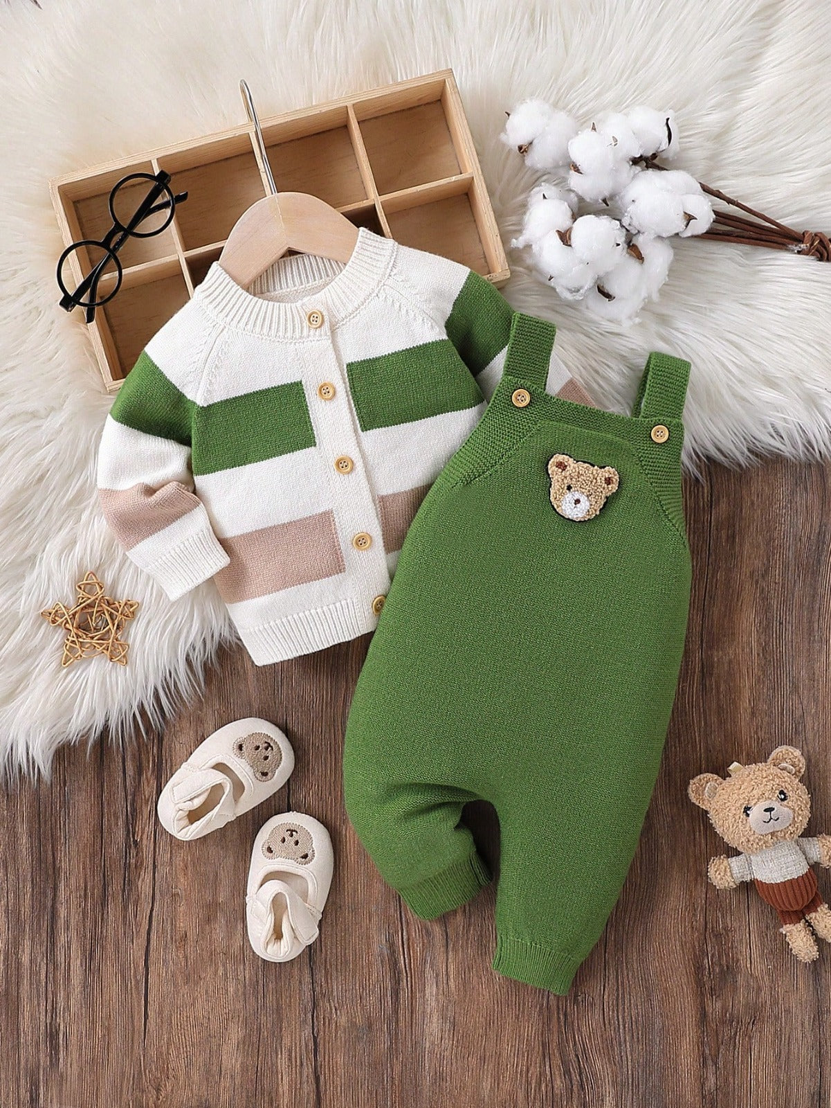 مجموعة ملابس مكونة من 2 قطعة