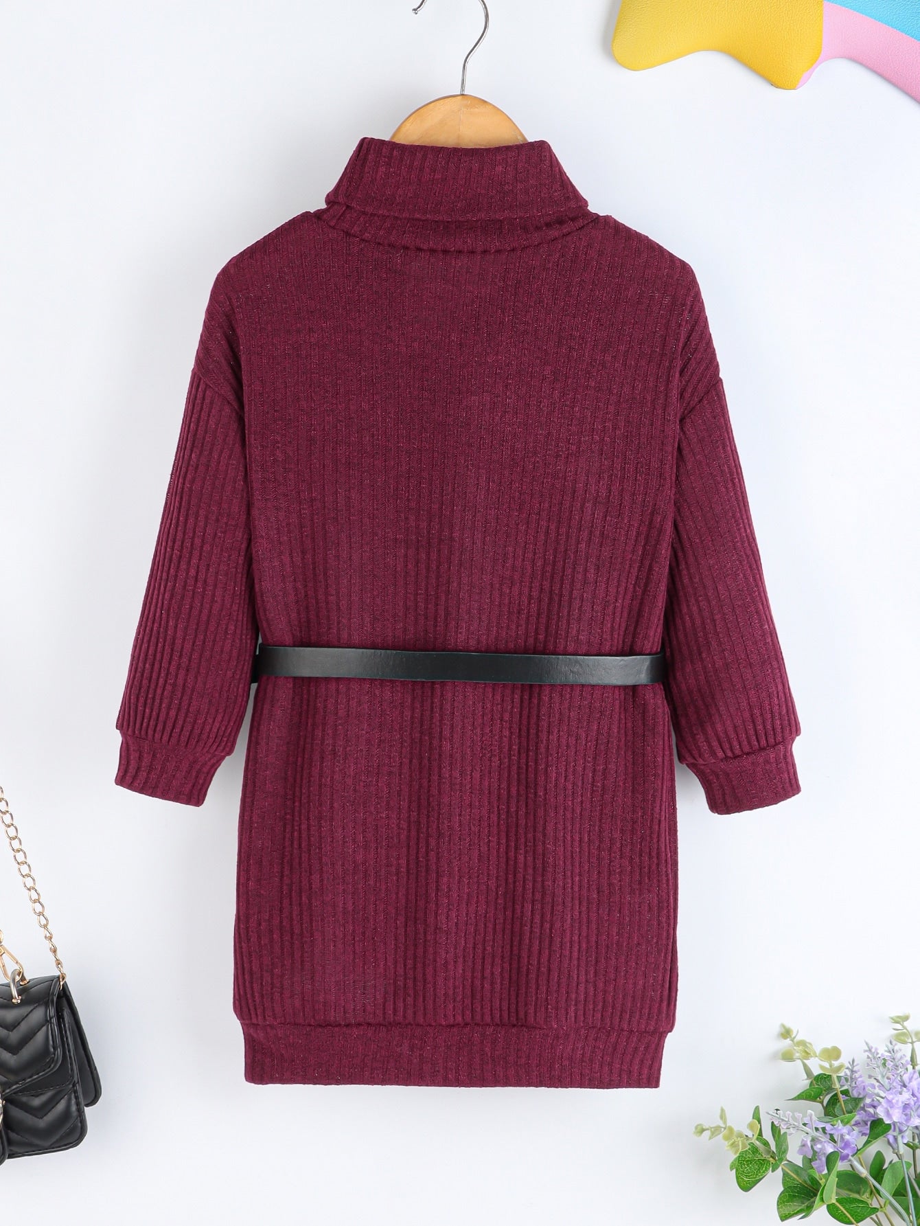 فستان منخفض الكتف بياقة مدورة بدون حزام للبنات الصغار